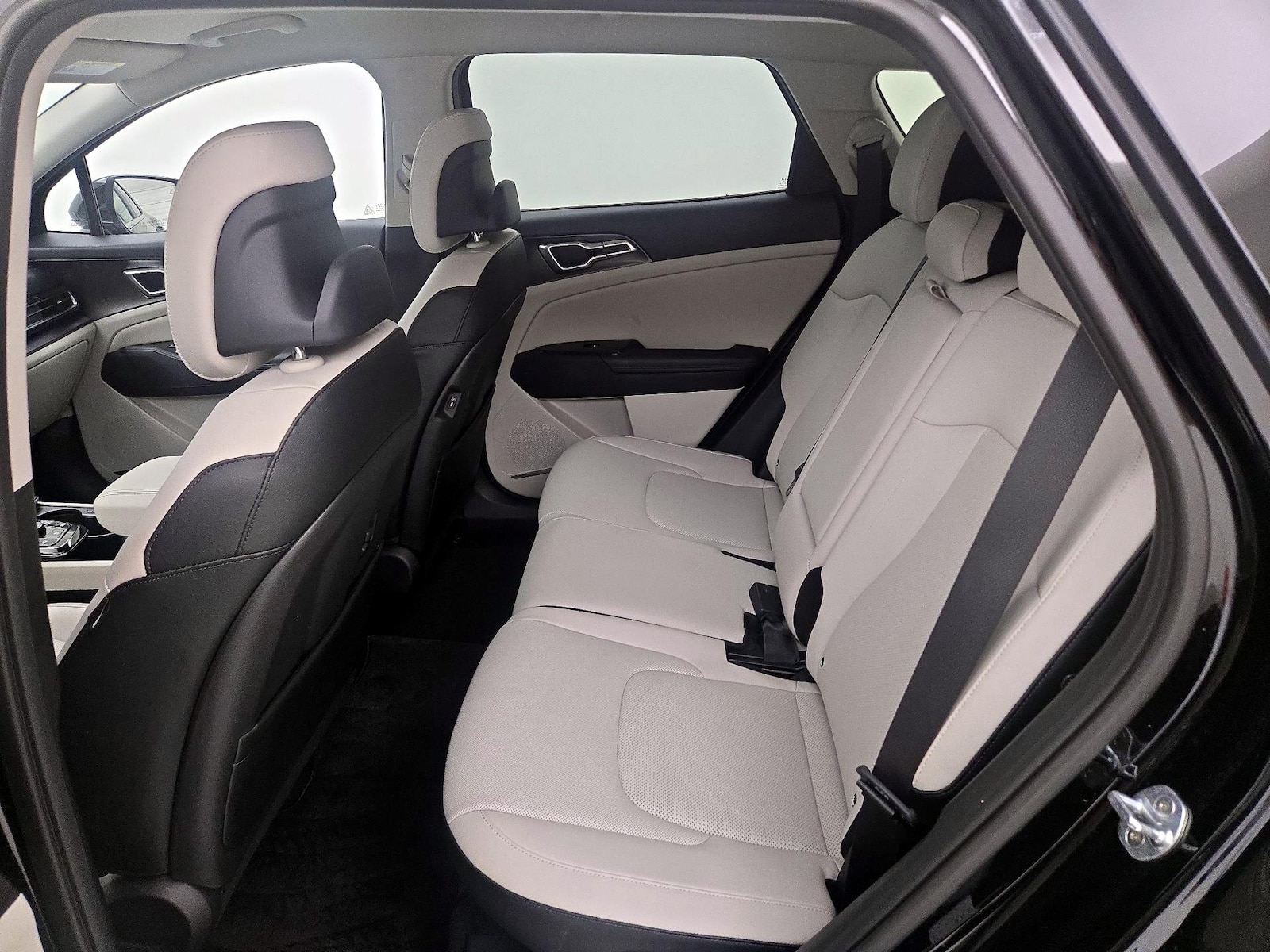 2023 Kia Sportage EX - Photo 21