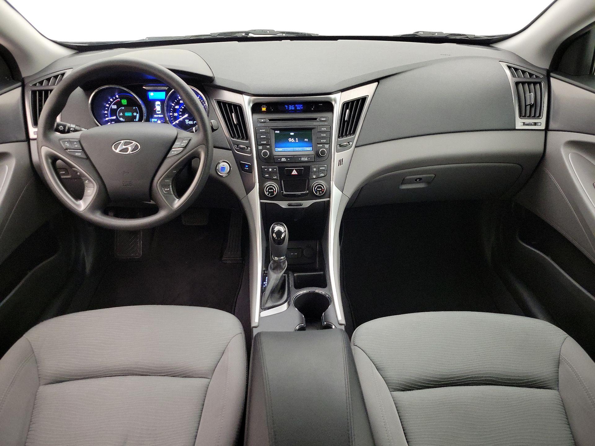 Thumbnail: 2015 Hyundai Sonata - 9