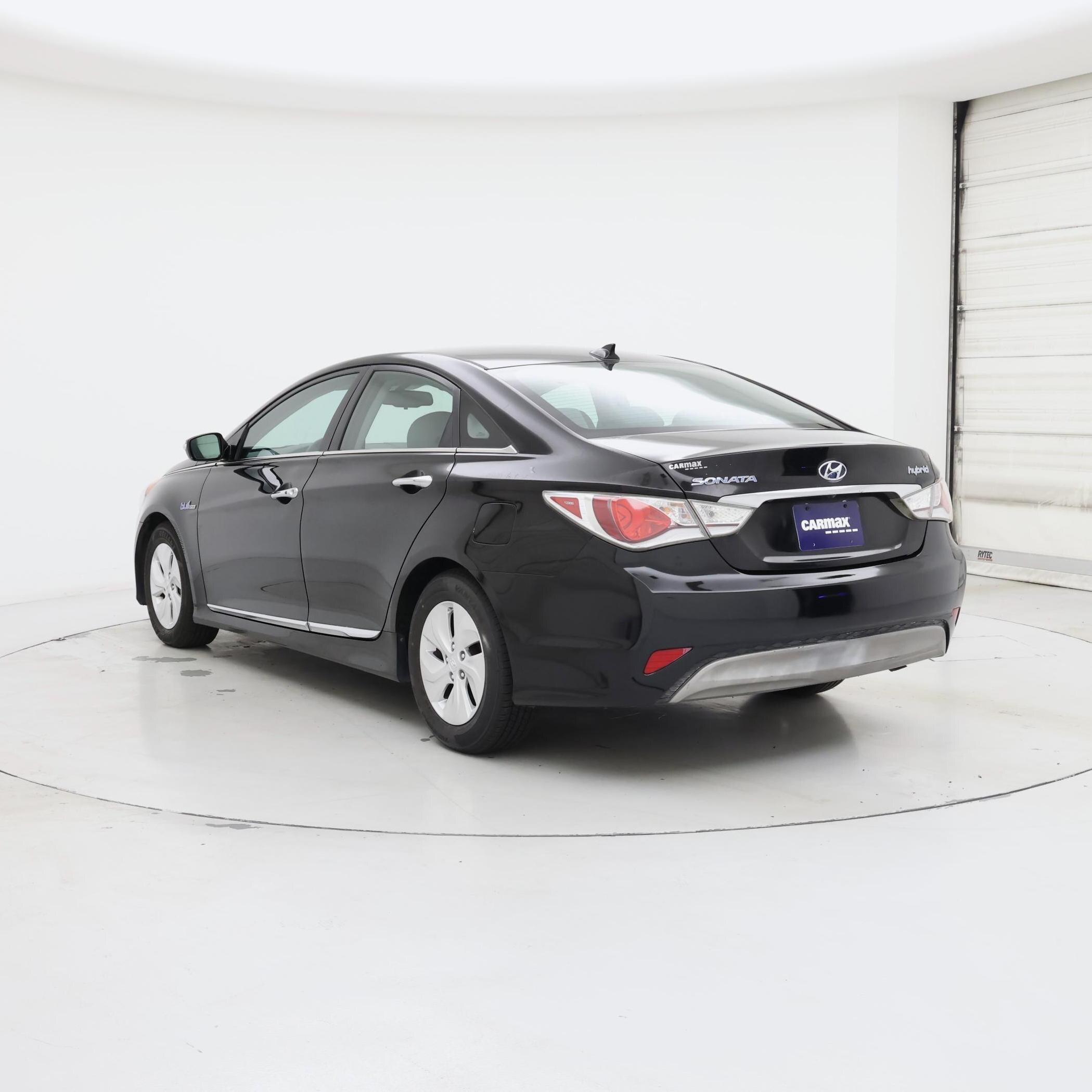 Thumbnail: 2015 Hyundai Sonata - 2