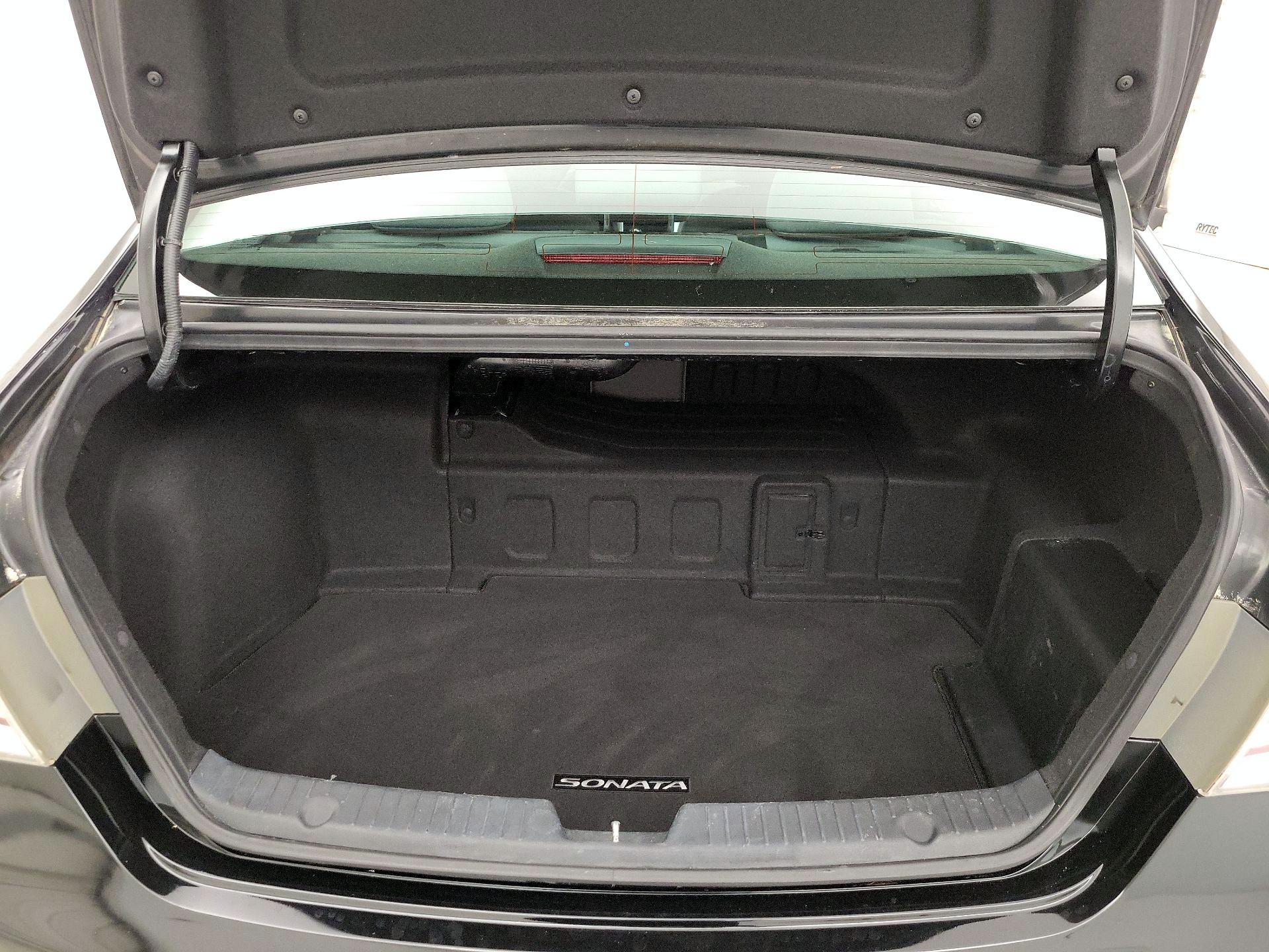 Thumbnail: 2015 Hyundai Sonata - 20