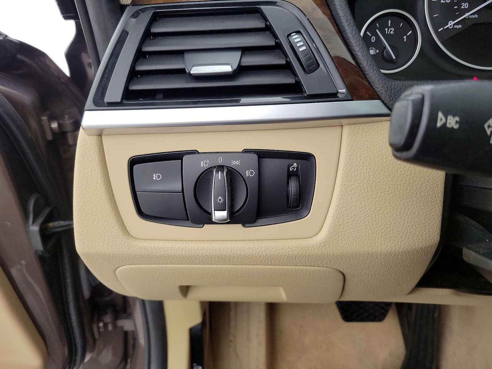 2015 BMW 3 Series 328i - Photo 14