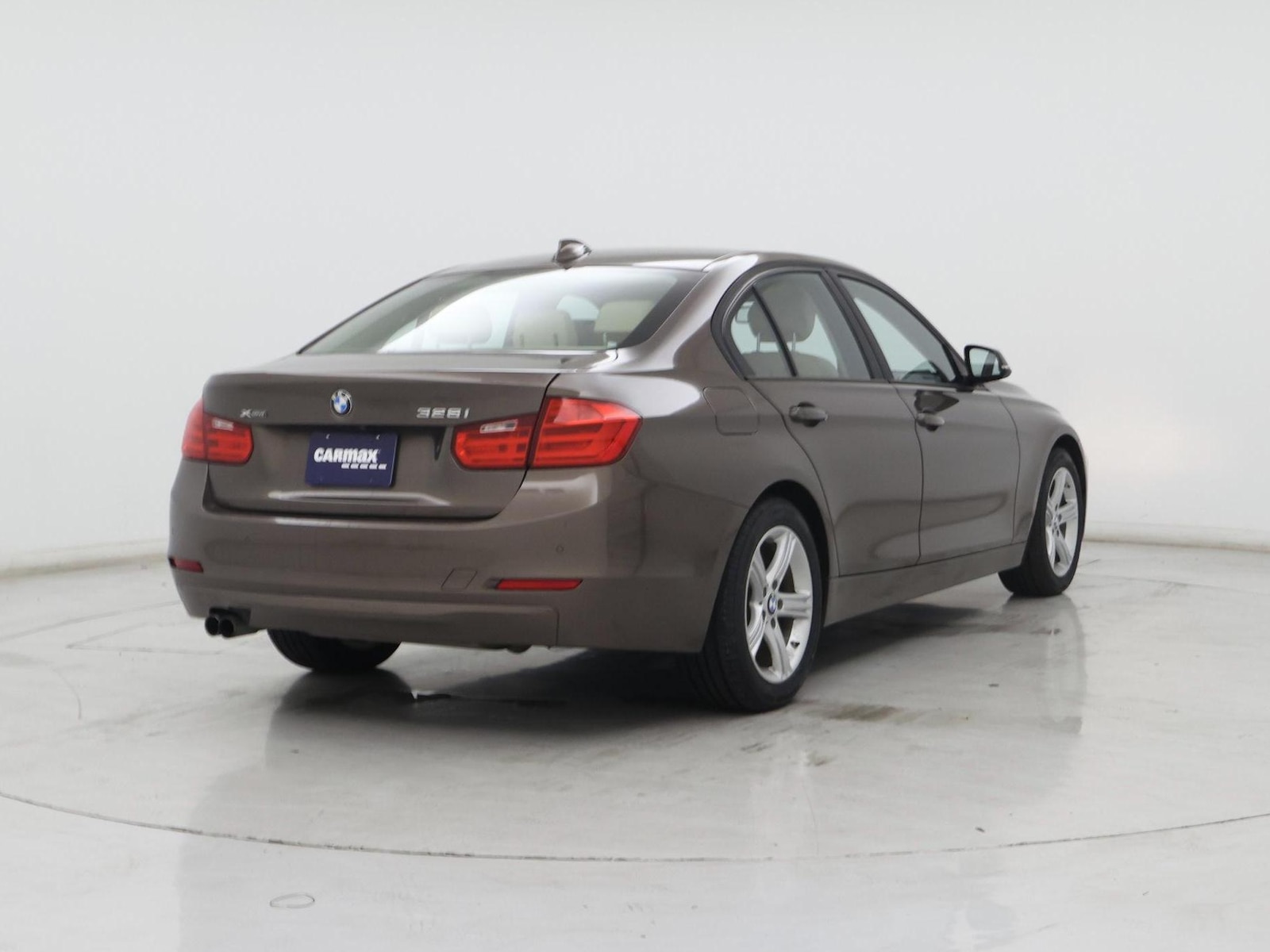 2015 BMW 3 Series 328i - Photo 9