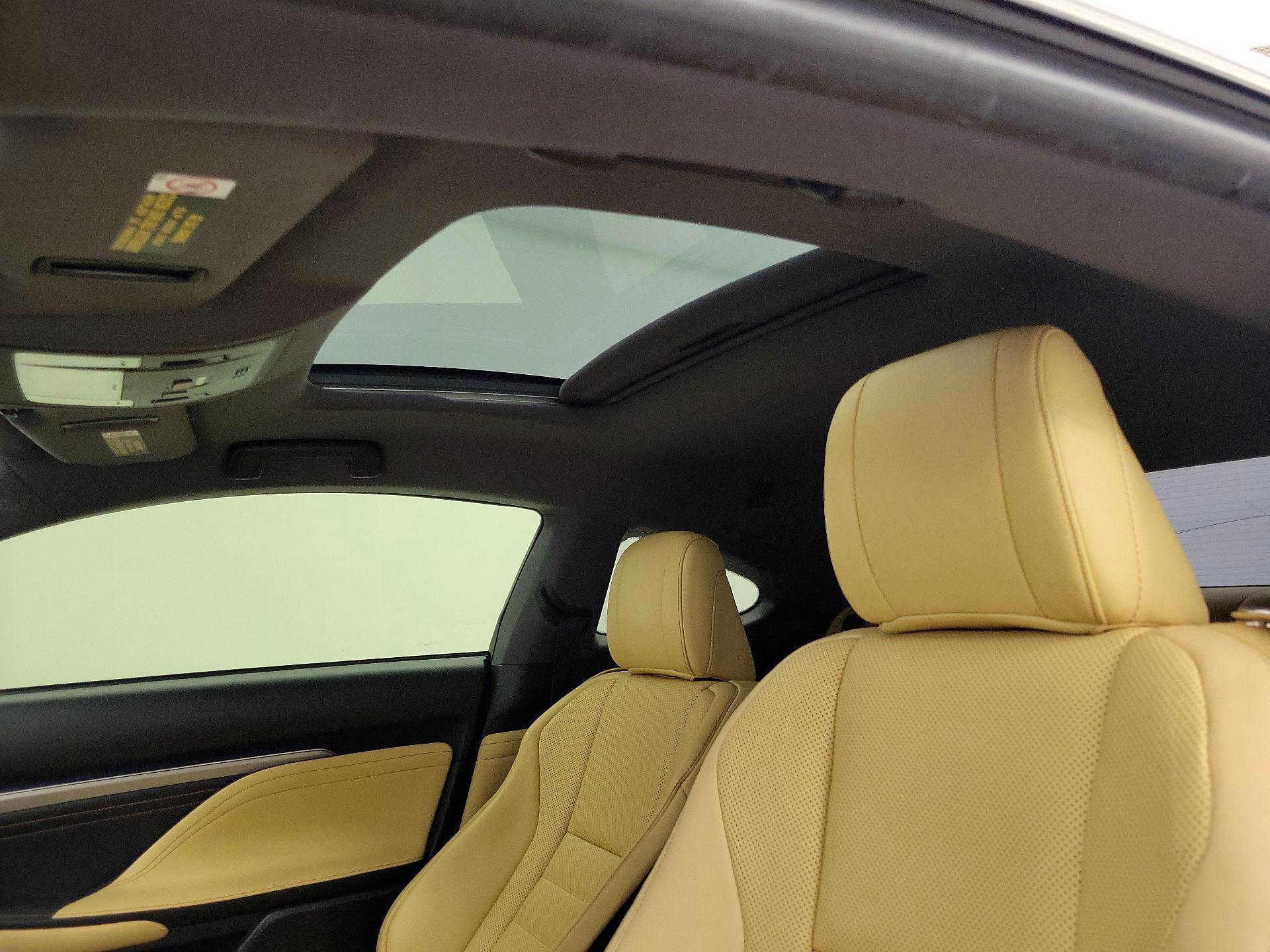 Thumbnail: 2016 Lexus RC - 20
