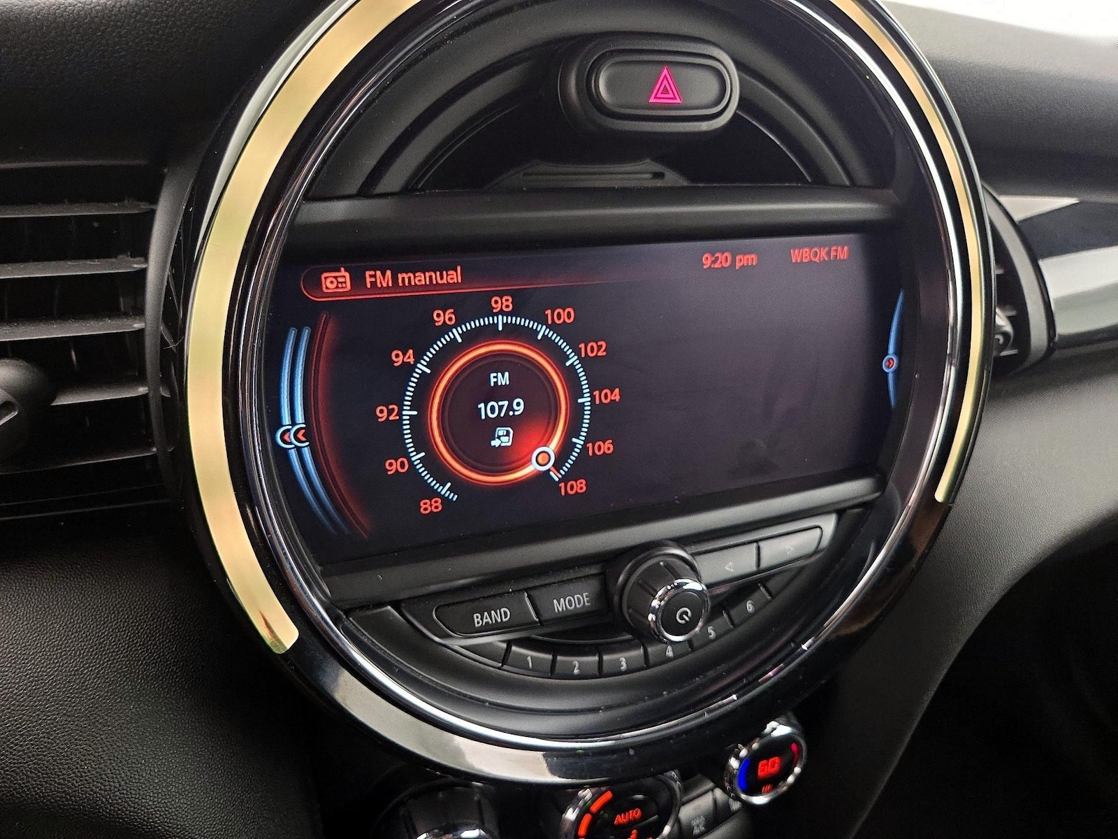 2016 MINI Cooper S - Photo 17