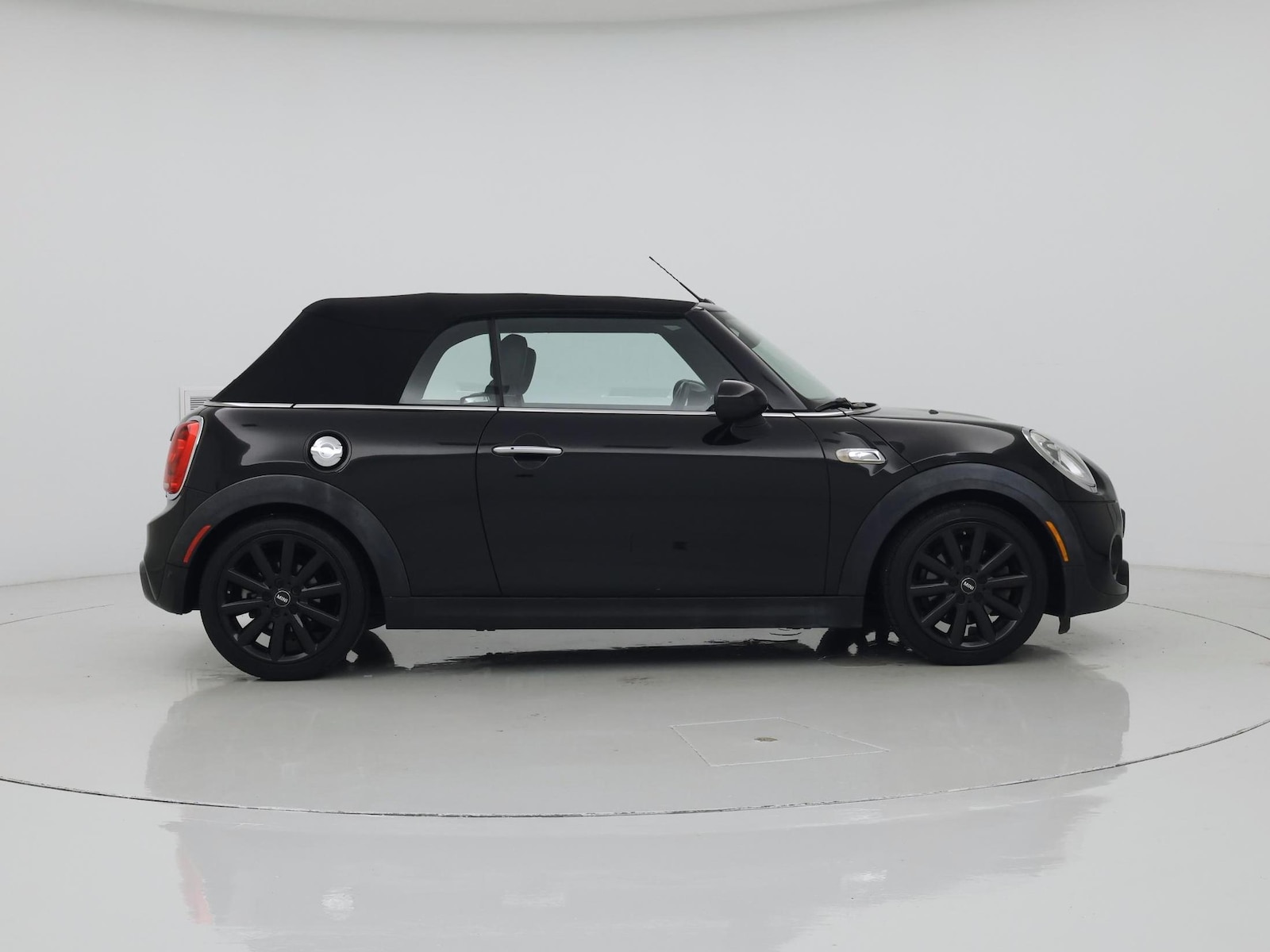 2016 MINI Cooper S - Photo 8