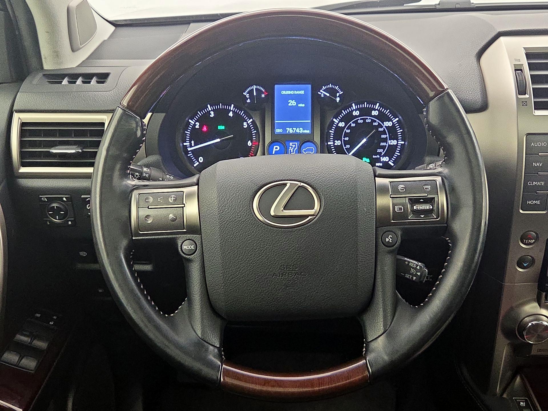 Thumbnail: 2018 Lexus GX - 10
