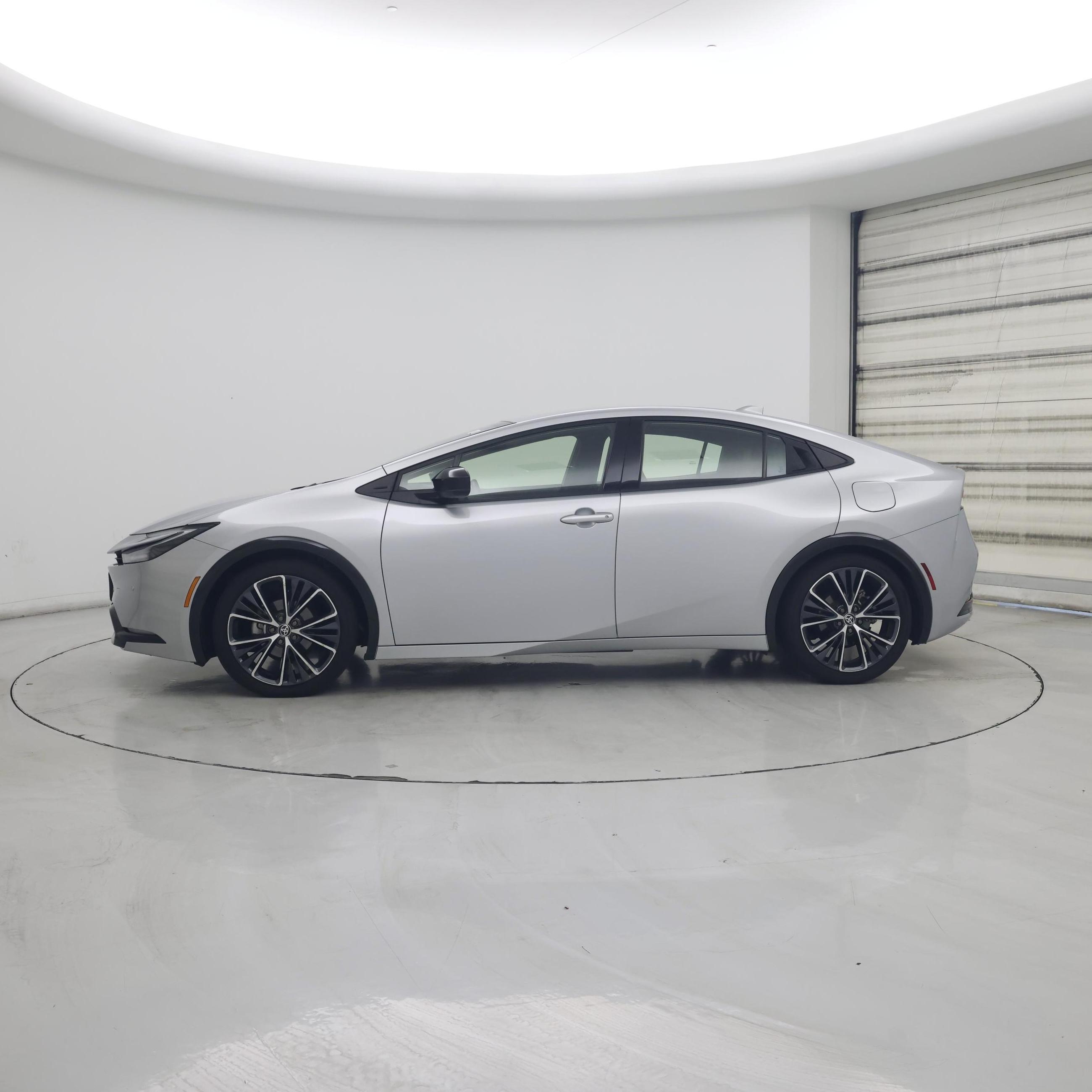 Thumbnail: 2024 Toyota Prius - 3