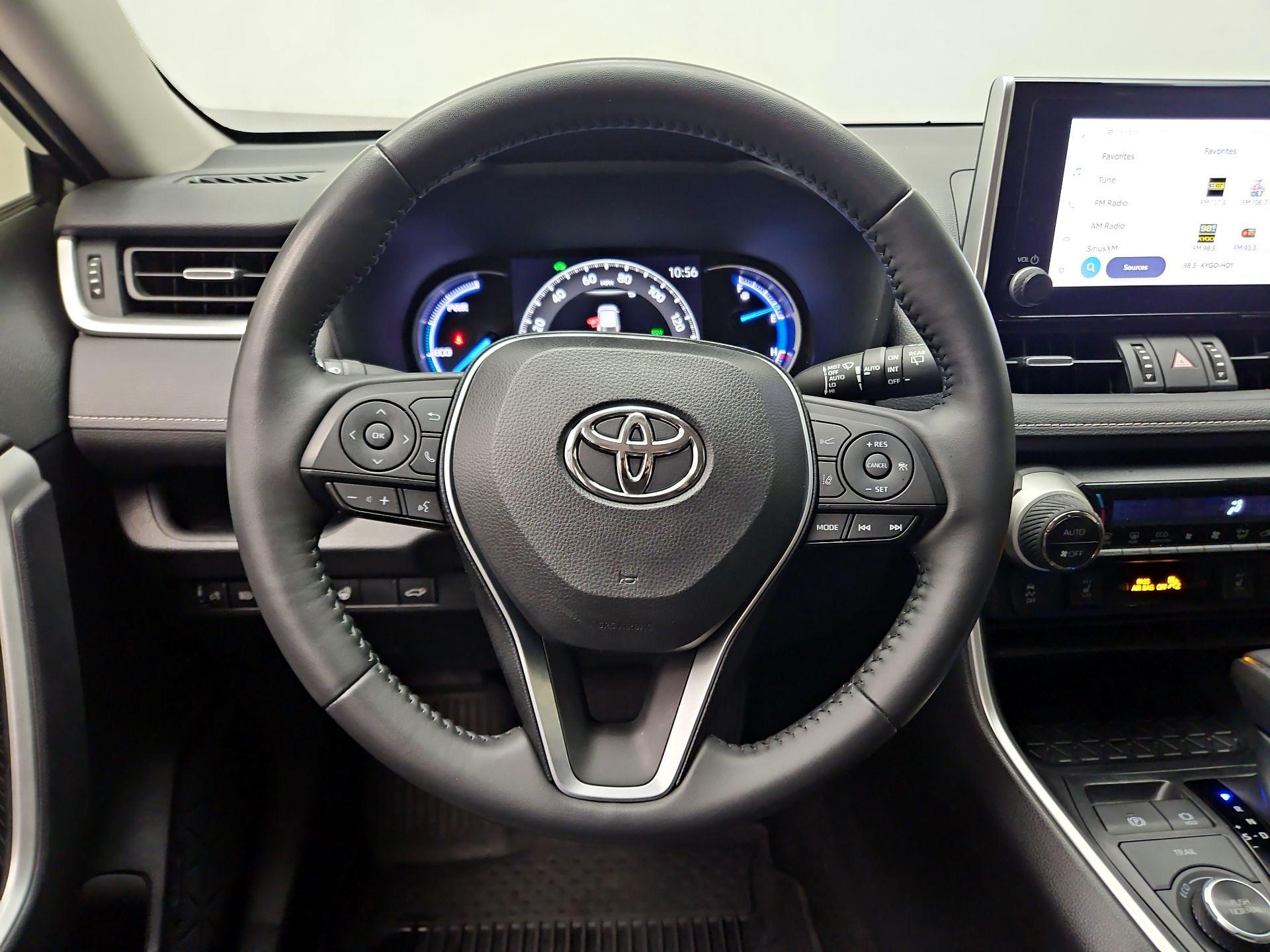 Thumbnail: 2023 Toyota RAV4 - 10