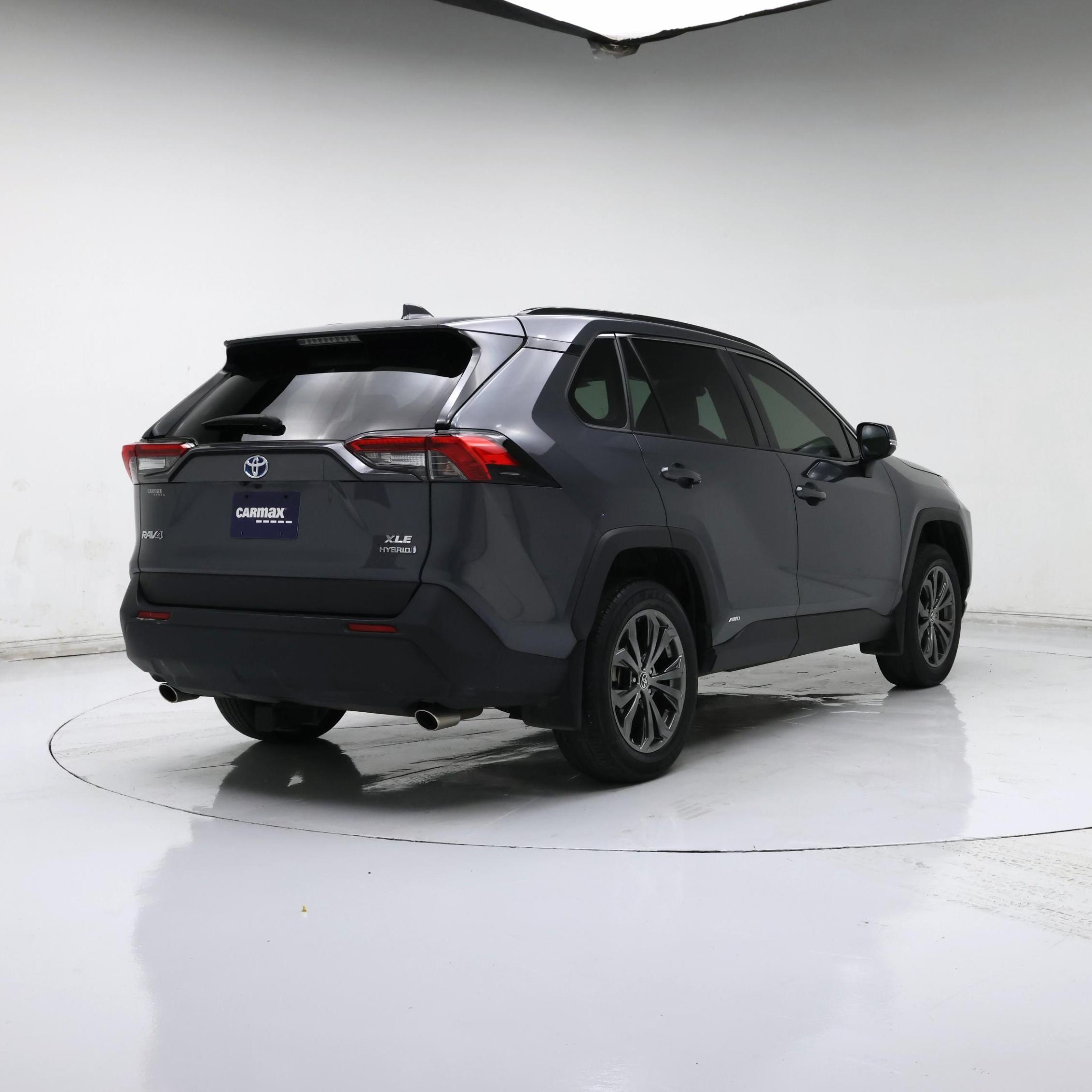 Thumbnail: 2023 Toyota RAV4 - 8