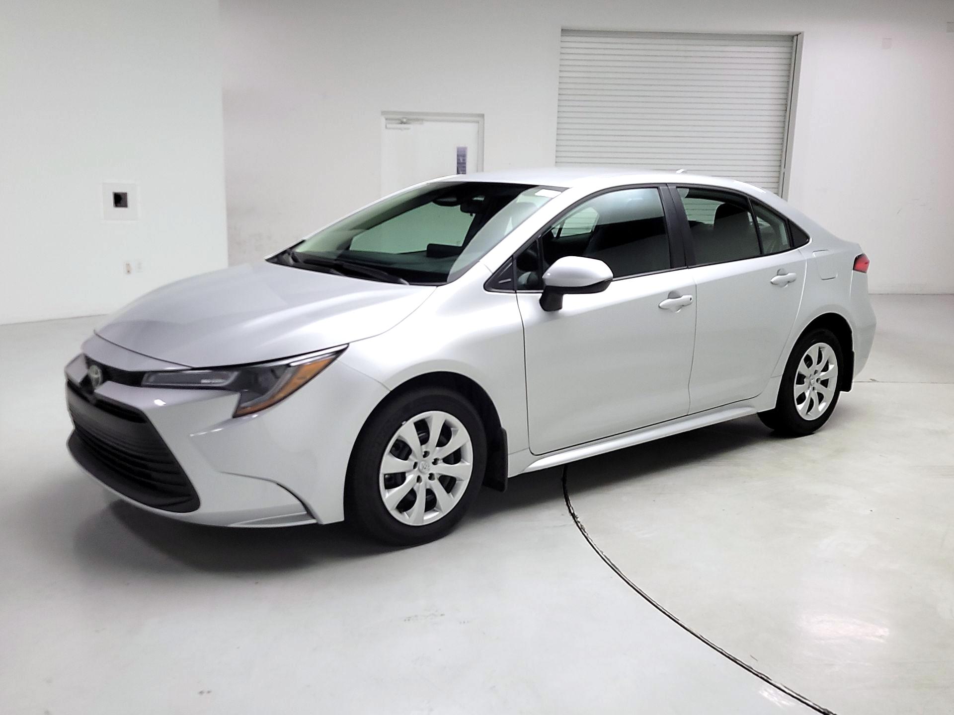 Thumbnail: 2026 Toyota Corolla - 3