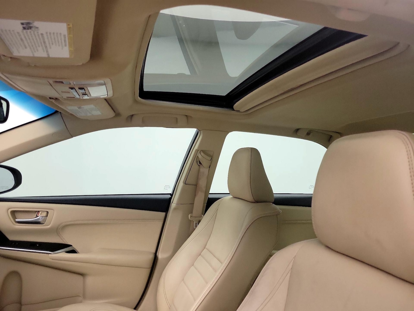 Sunroof(s) & Overhead Airbags