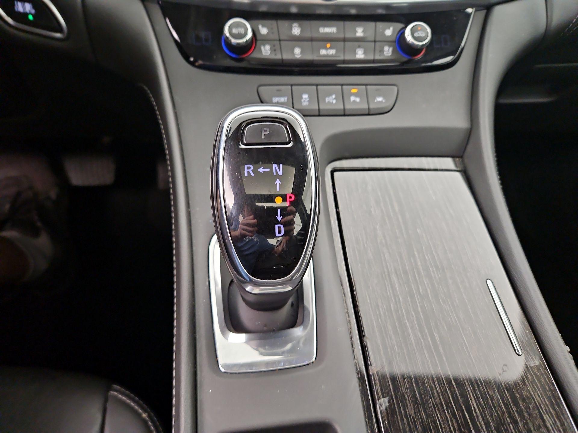Thumbnail: 2017 Buick LaCrosse - 17
