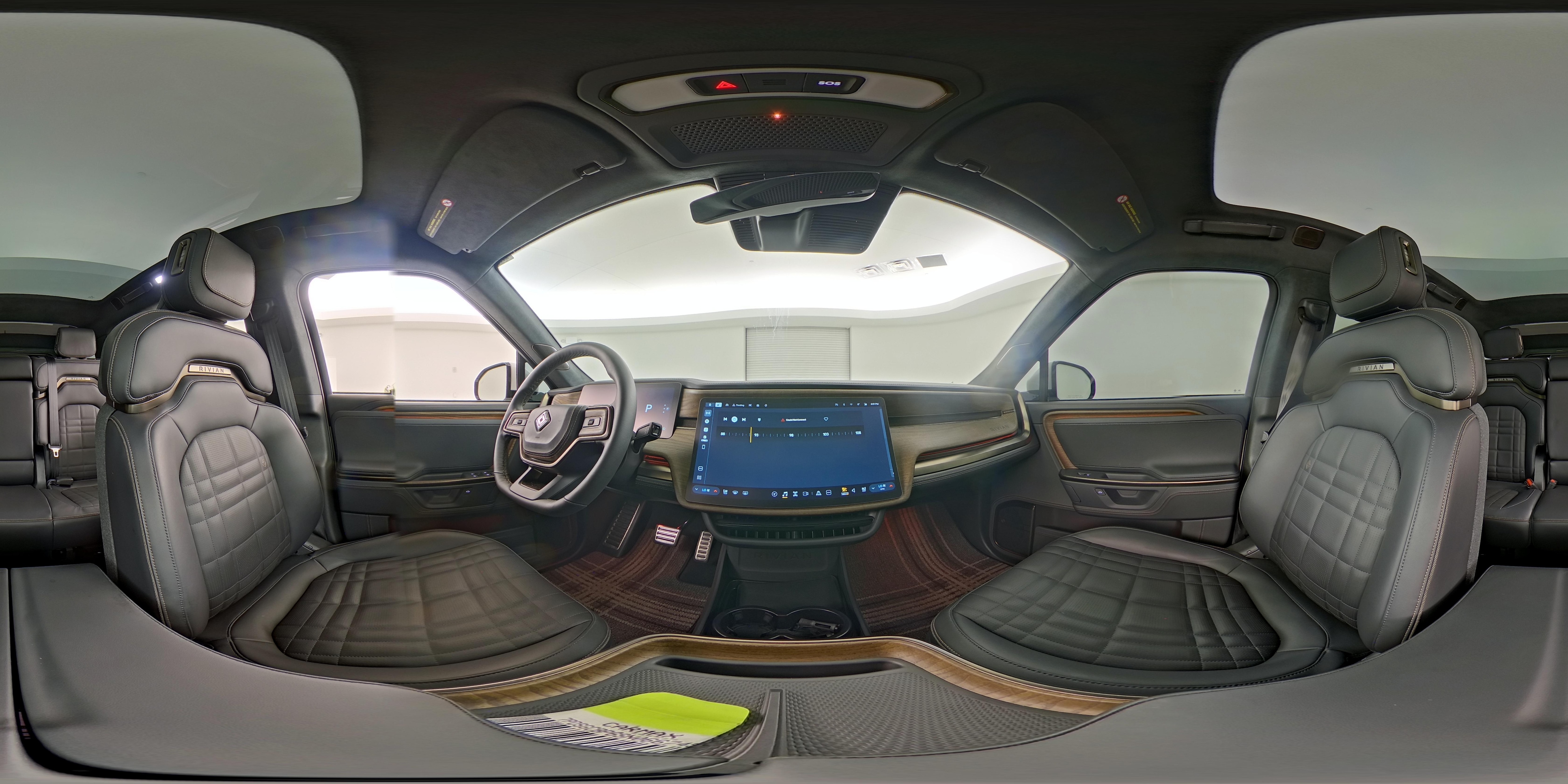2025 Rivian R1S Ascend - Photo 27