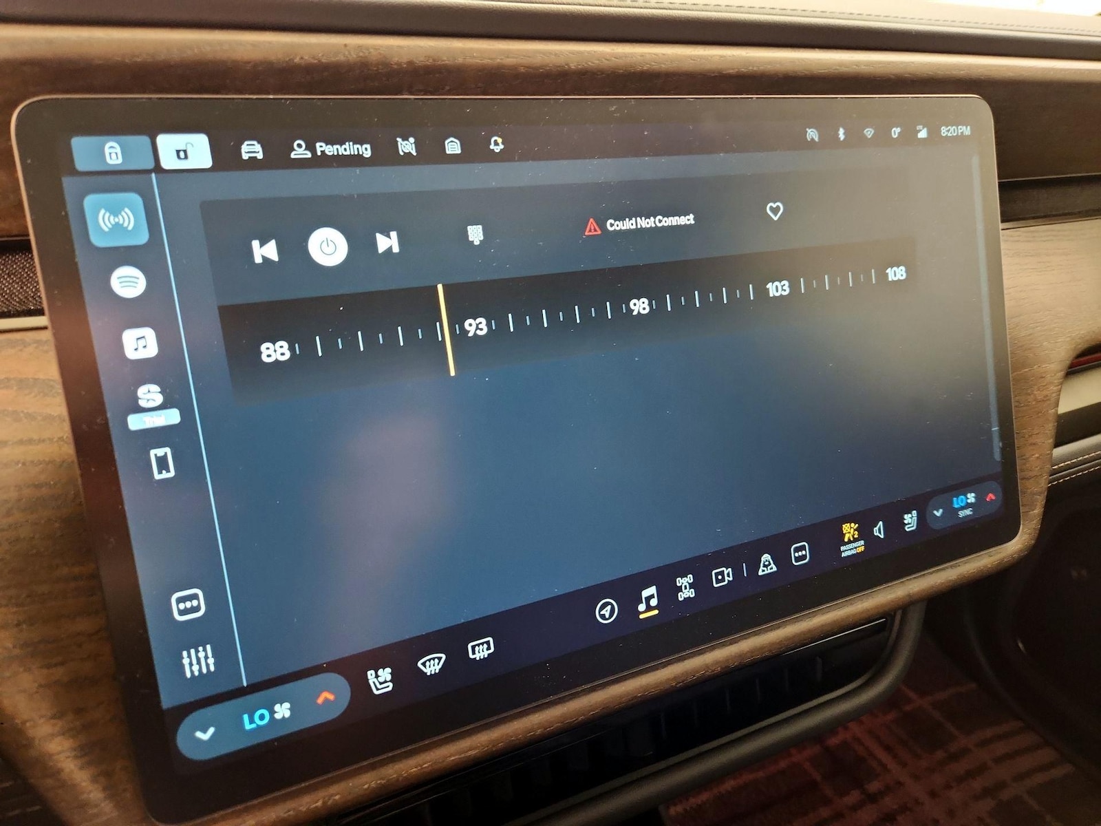 2025 Rivian R1S Ascend - Photo 16