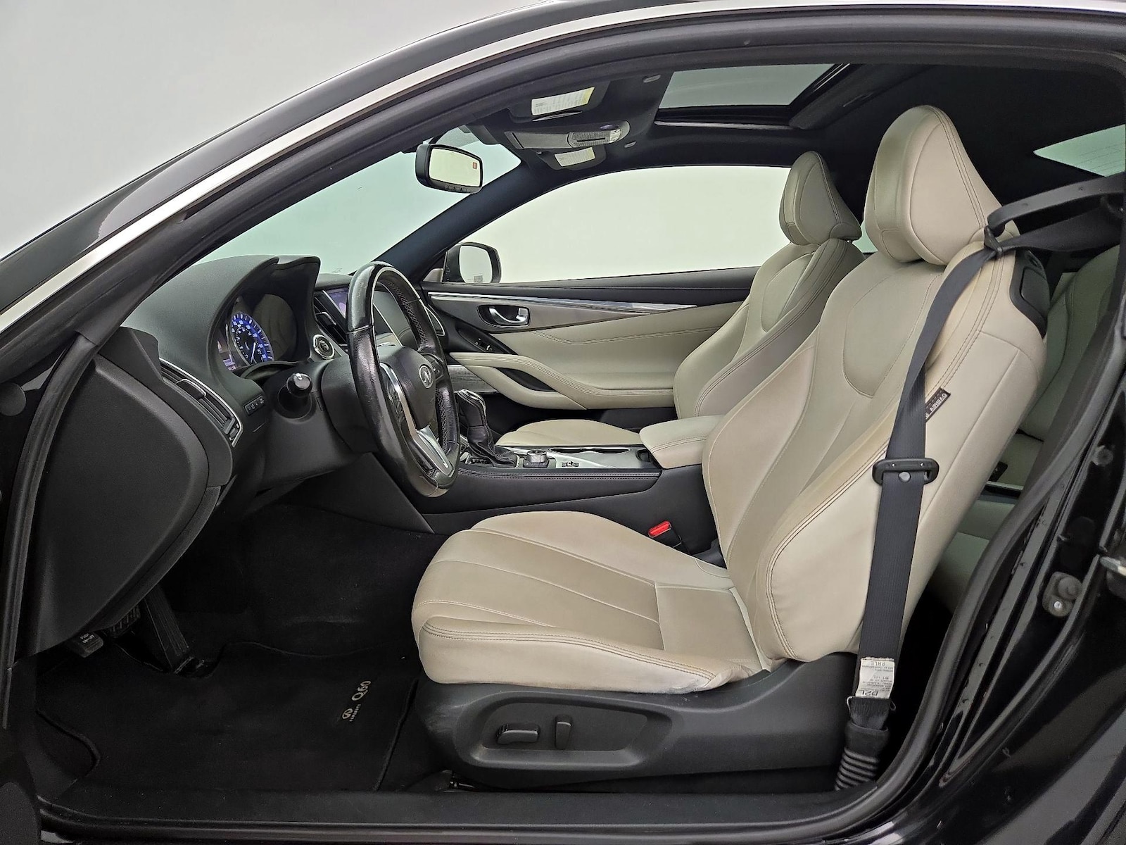 Power Seat(s) & Side Airbags