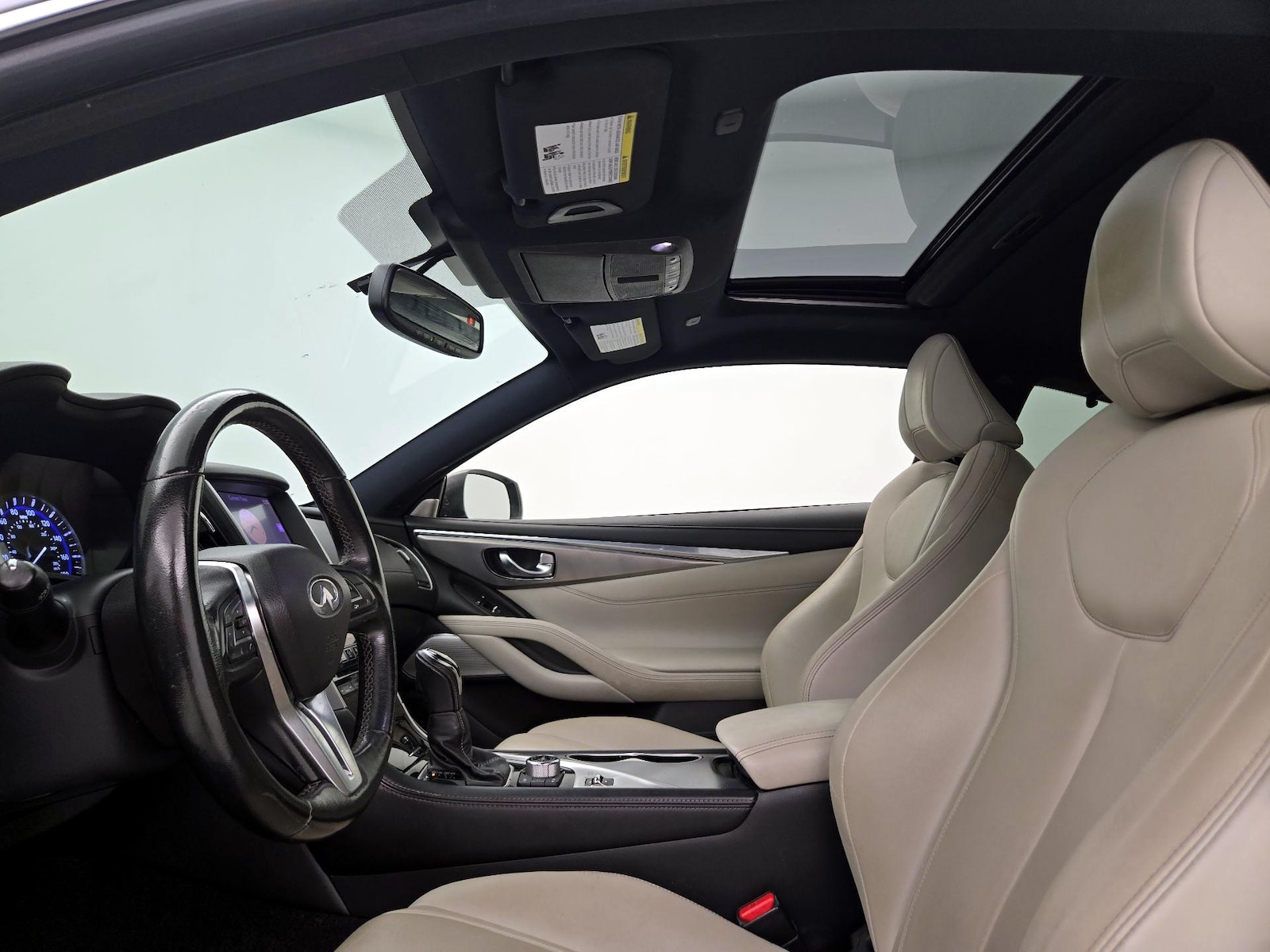 Sunroof(s) & Overhead Airbags