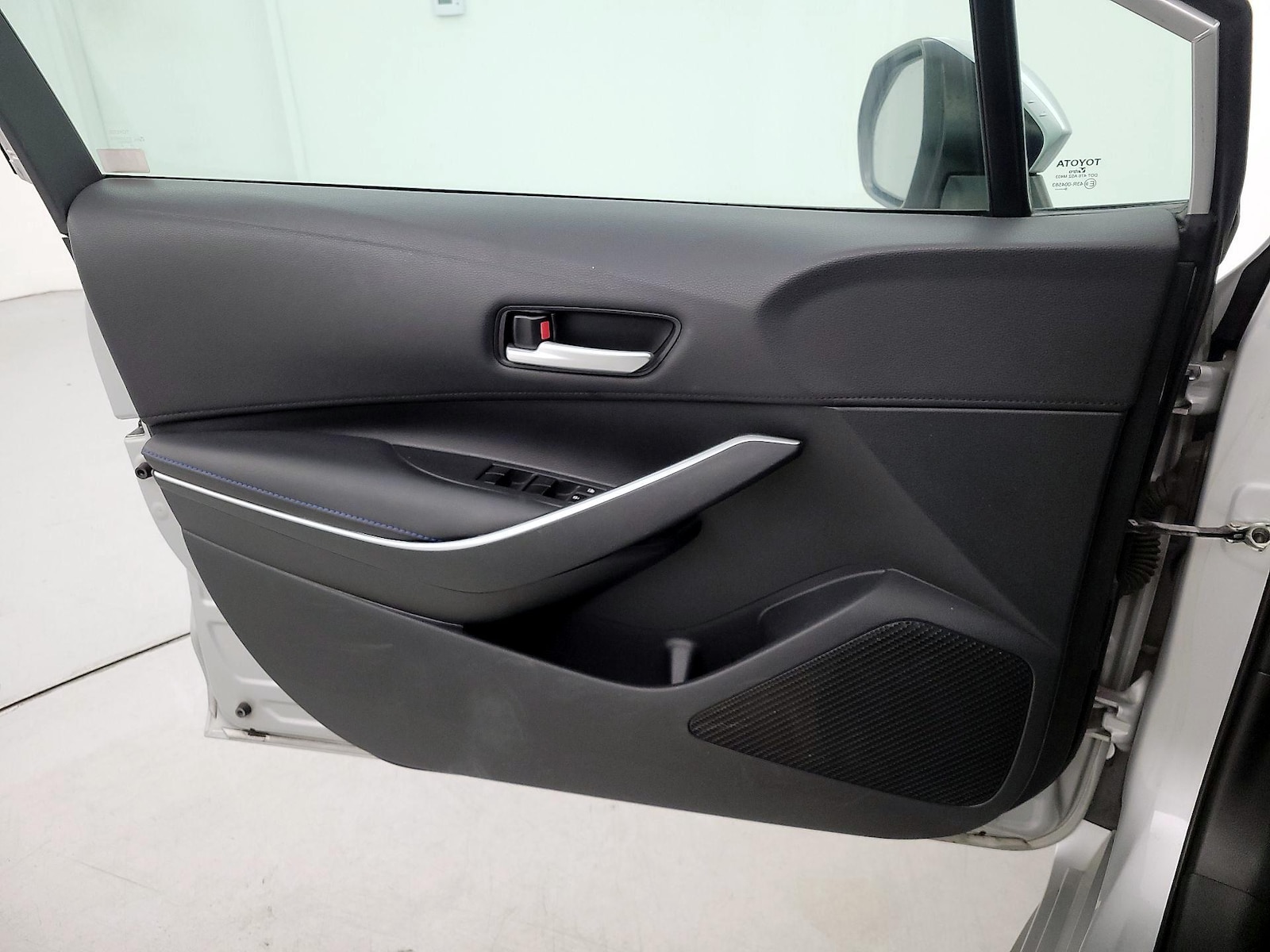 2020 Toyota Corolla SE - Photo 13