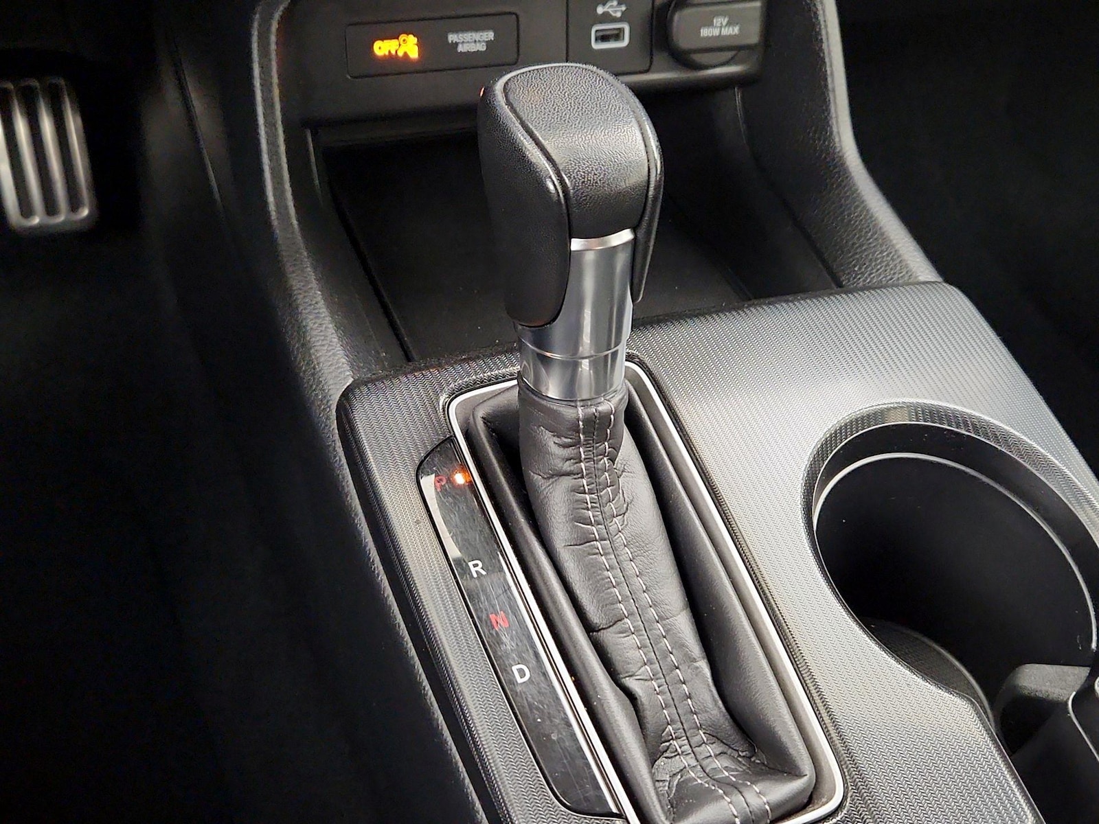2024 Honda Civic Hatchback Sport - Photo 18