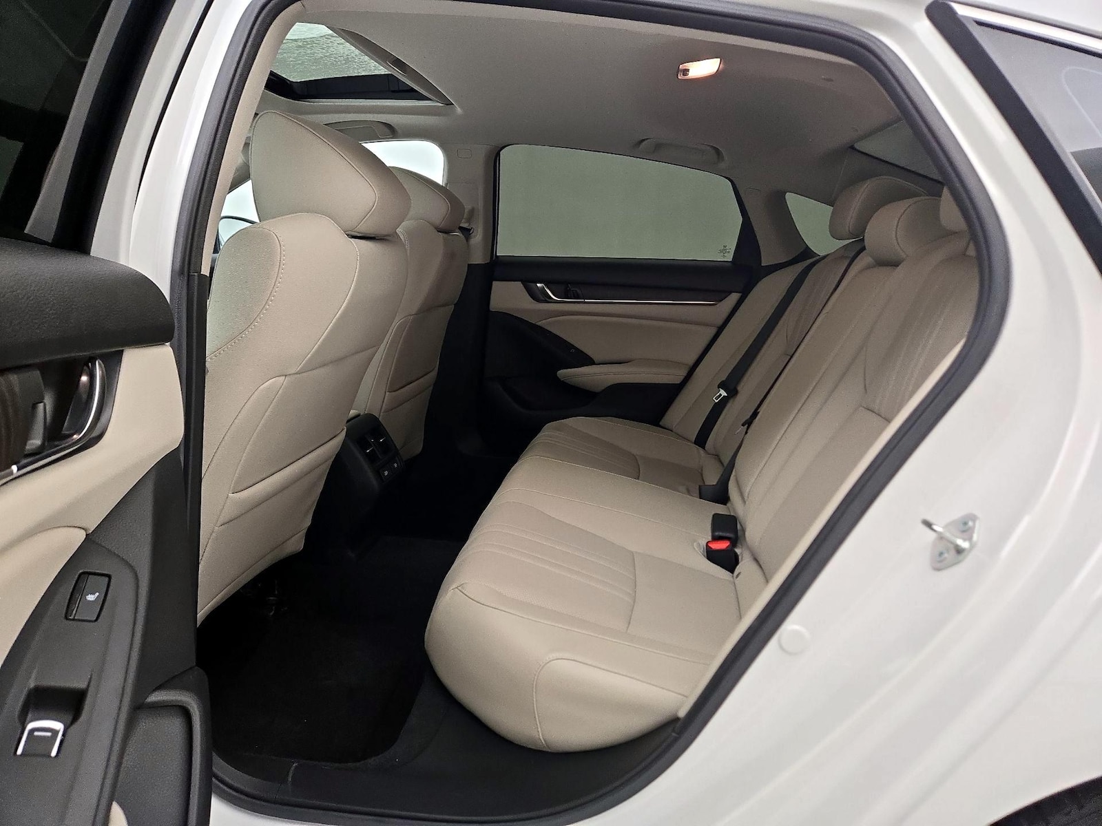 2021 Honda Accord Touring - Photo 22