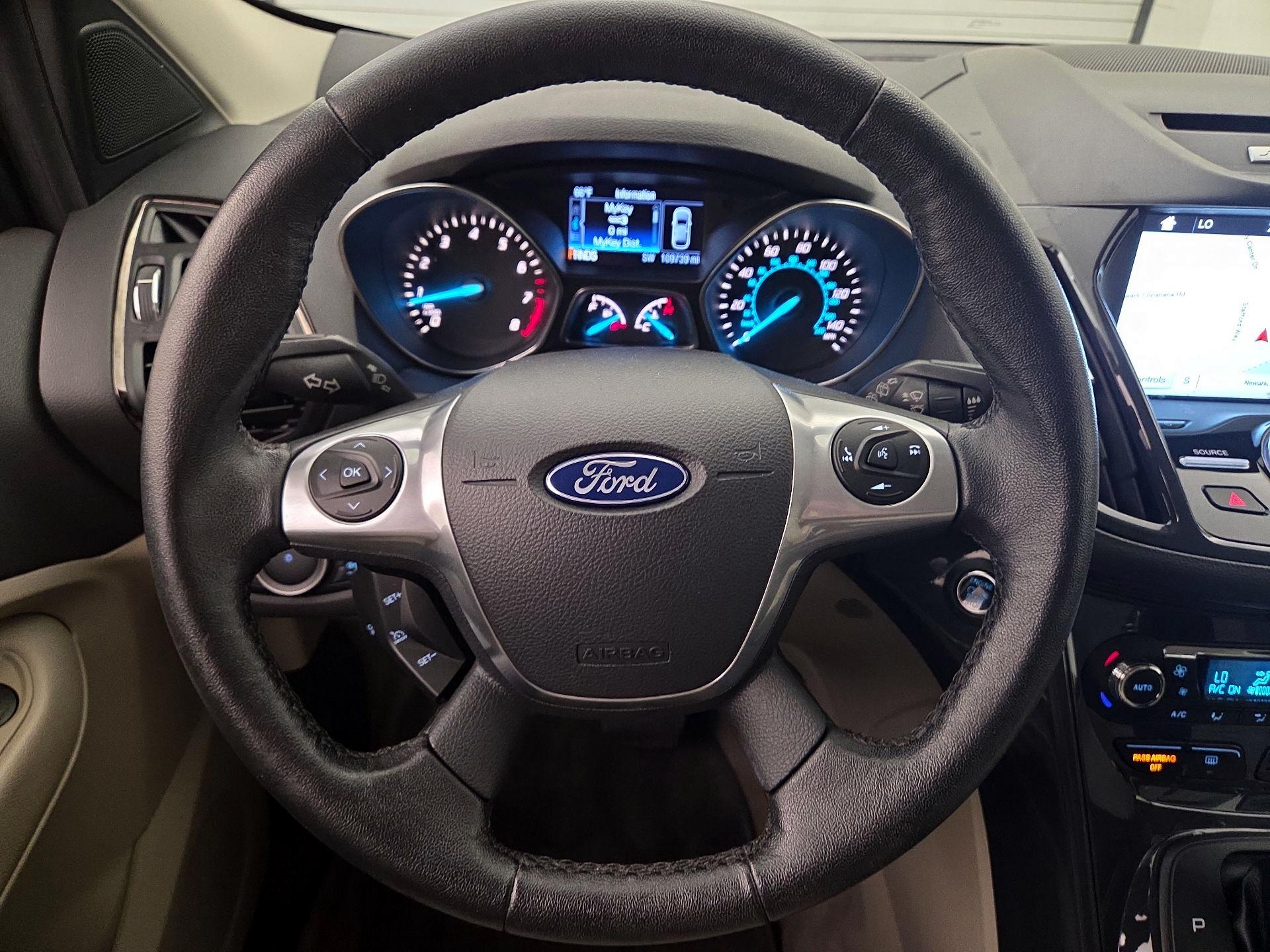 Thumbnail: 2016 Ford Escape - 10