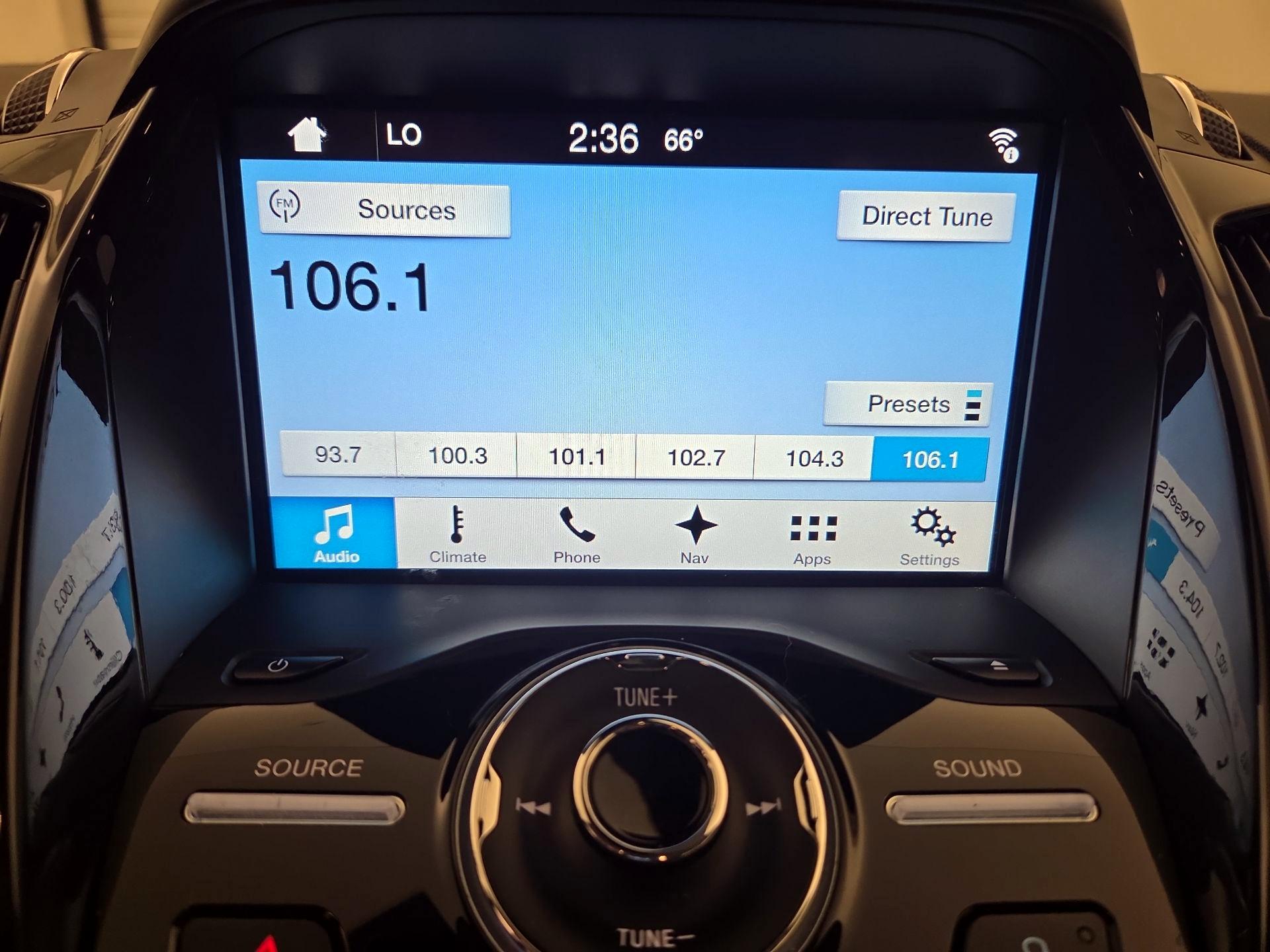 Thumbnail: 2016 Ford Escape - 16