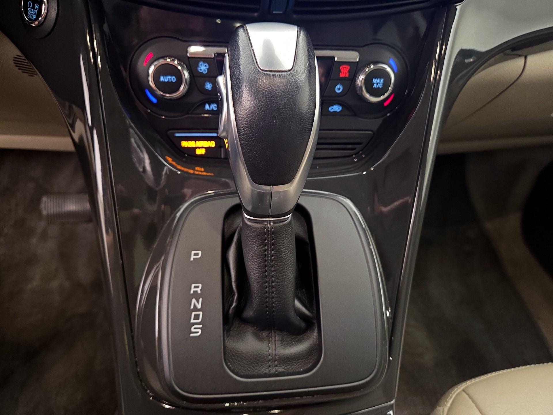 Thumbnail: 2016 Ford Escape - 18