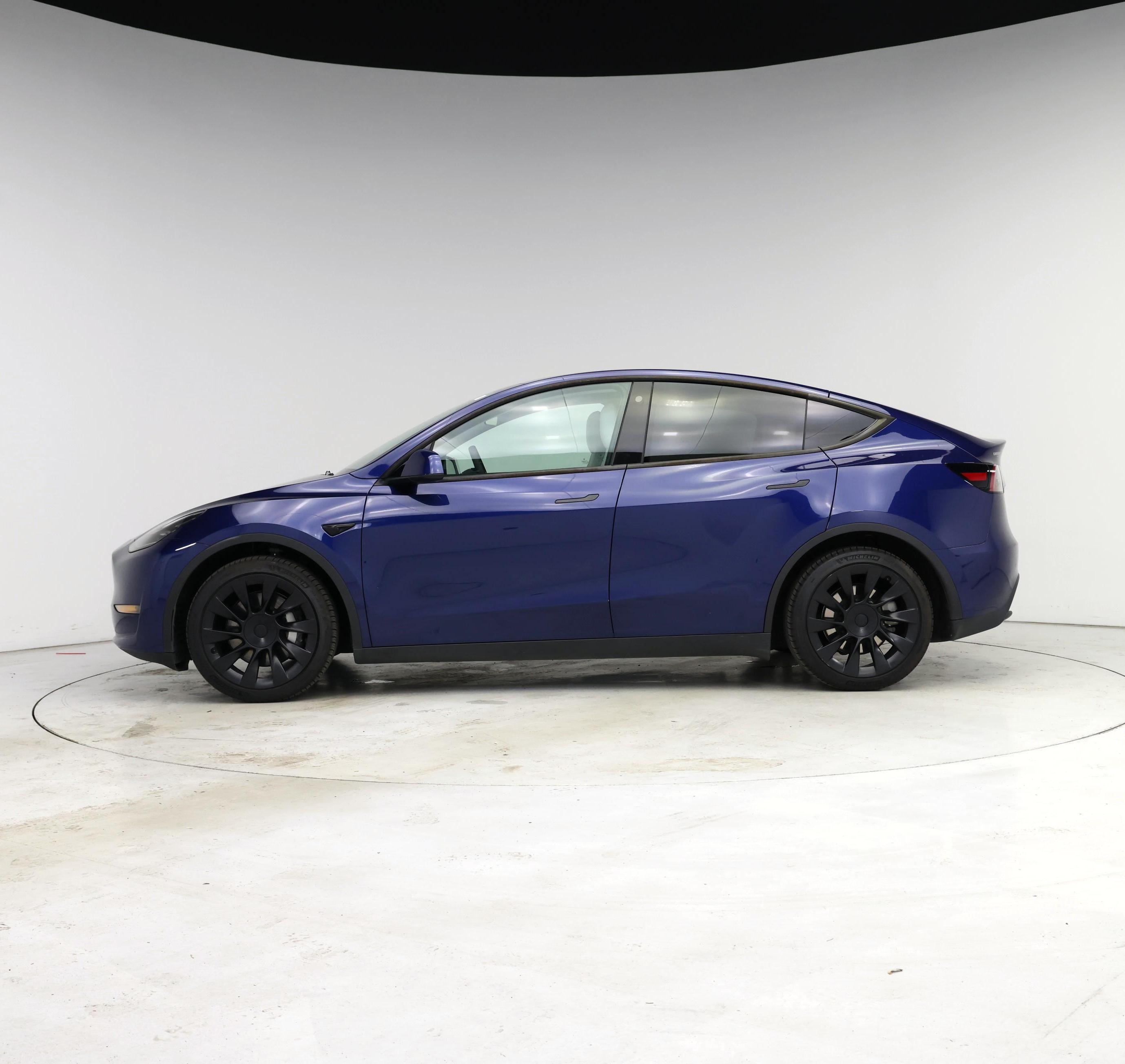 Thumbnail: 2023 Tesla Model Y - 3