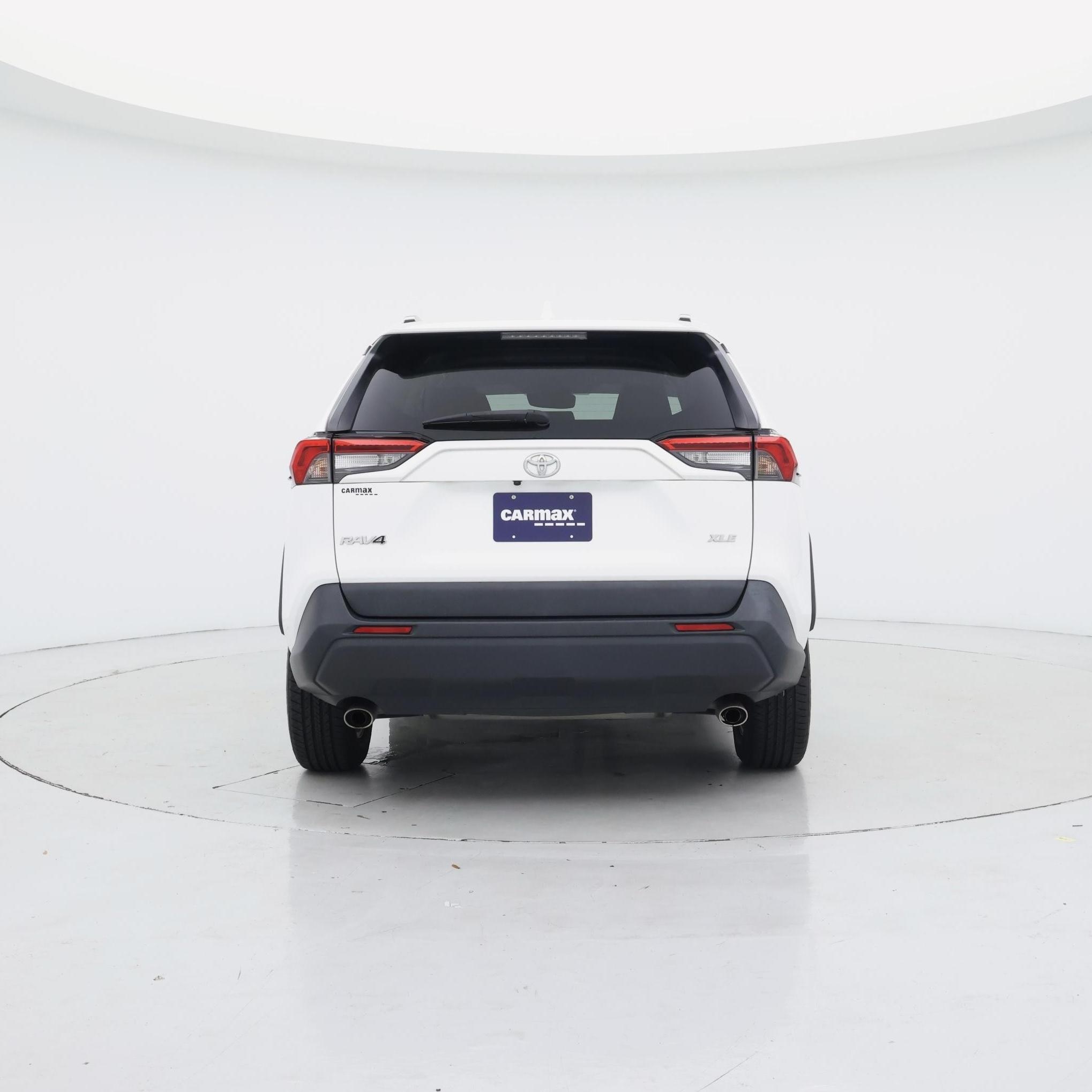 Thumbnail: 2021 Toyota RAV4 - 6