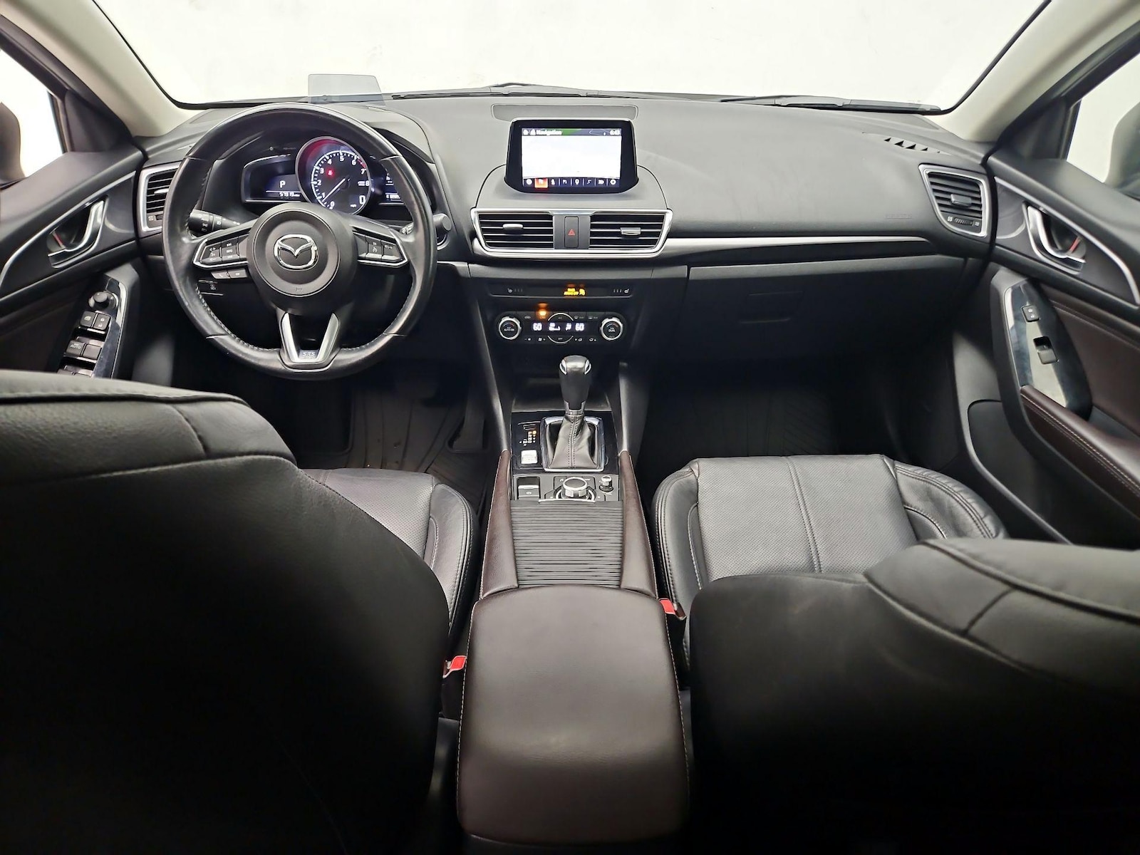 2017 Mazda Mazda3 Grand Touring - Photo 10