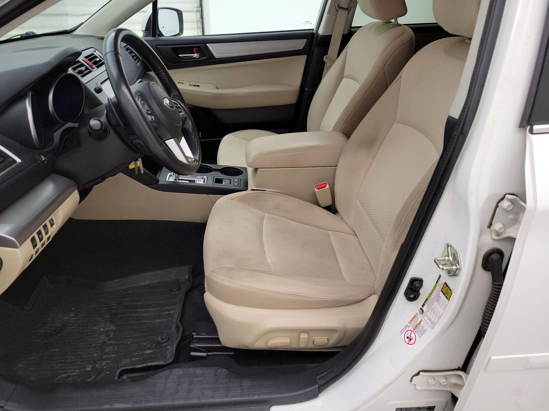 Thumbnail: 2016 Subaru Outback - 11