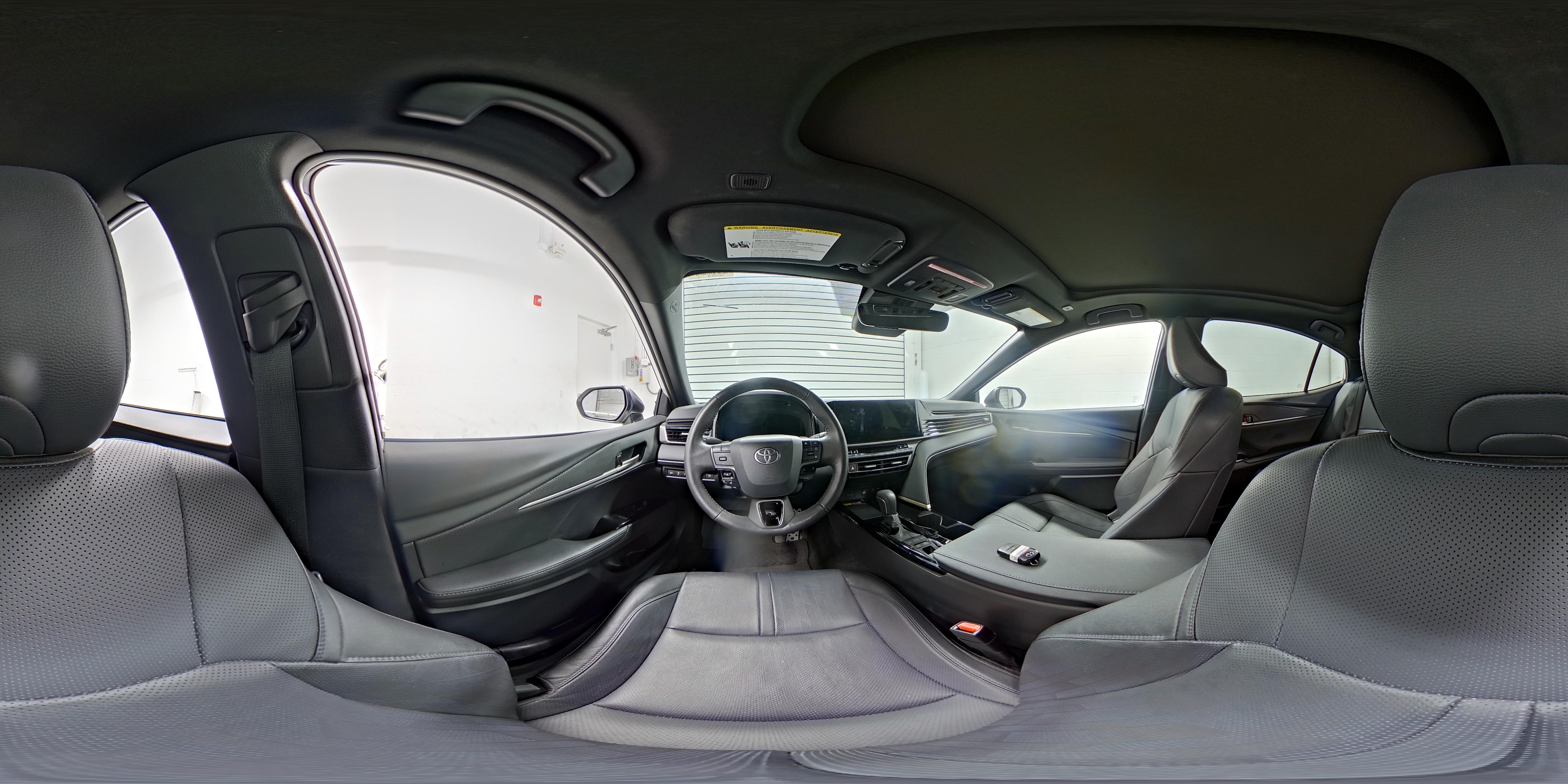 2025 Toyota Camry XSE - Photo 27
