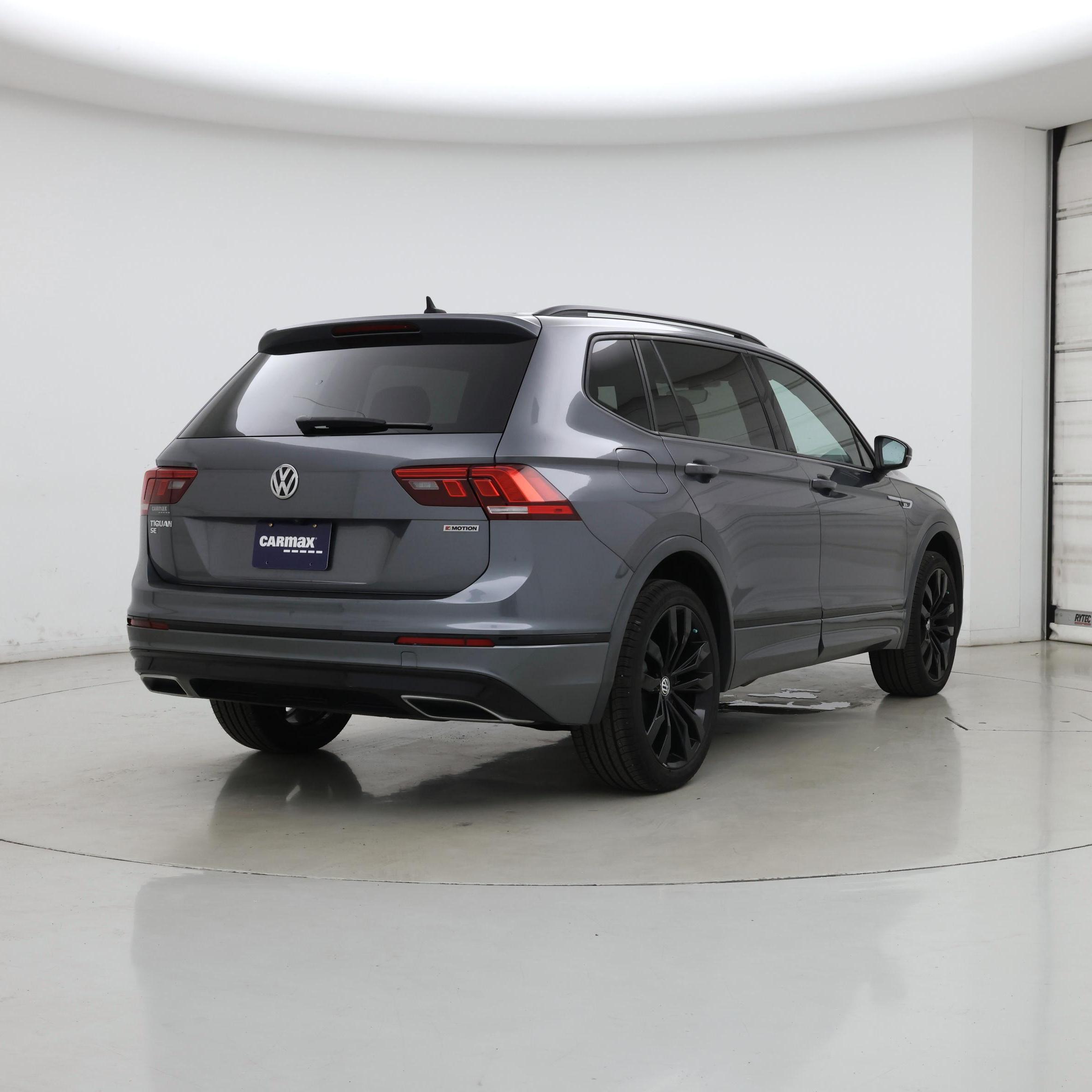 Thumbnail: 2020 Volkswagen Tiguan - 8