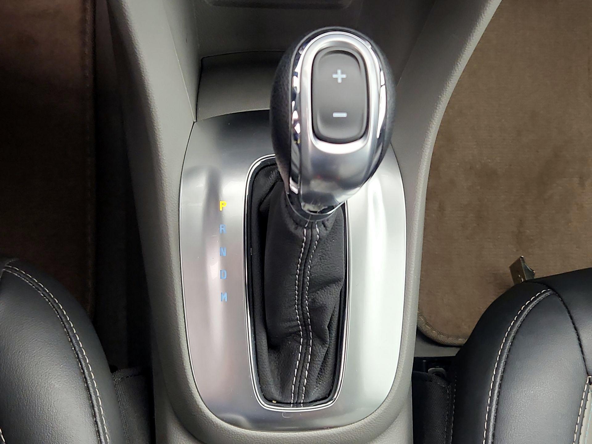 Thumbnail: 2016 Buick Encore - 17