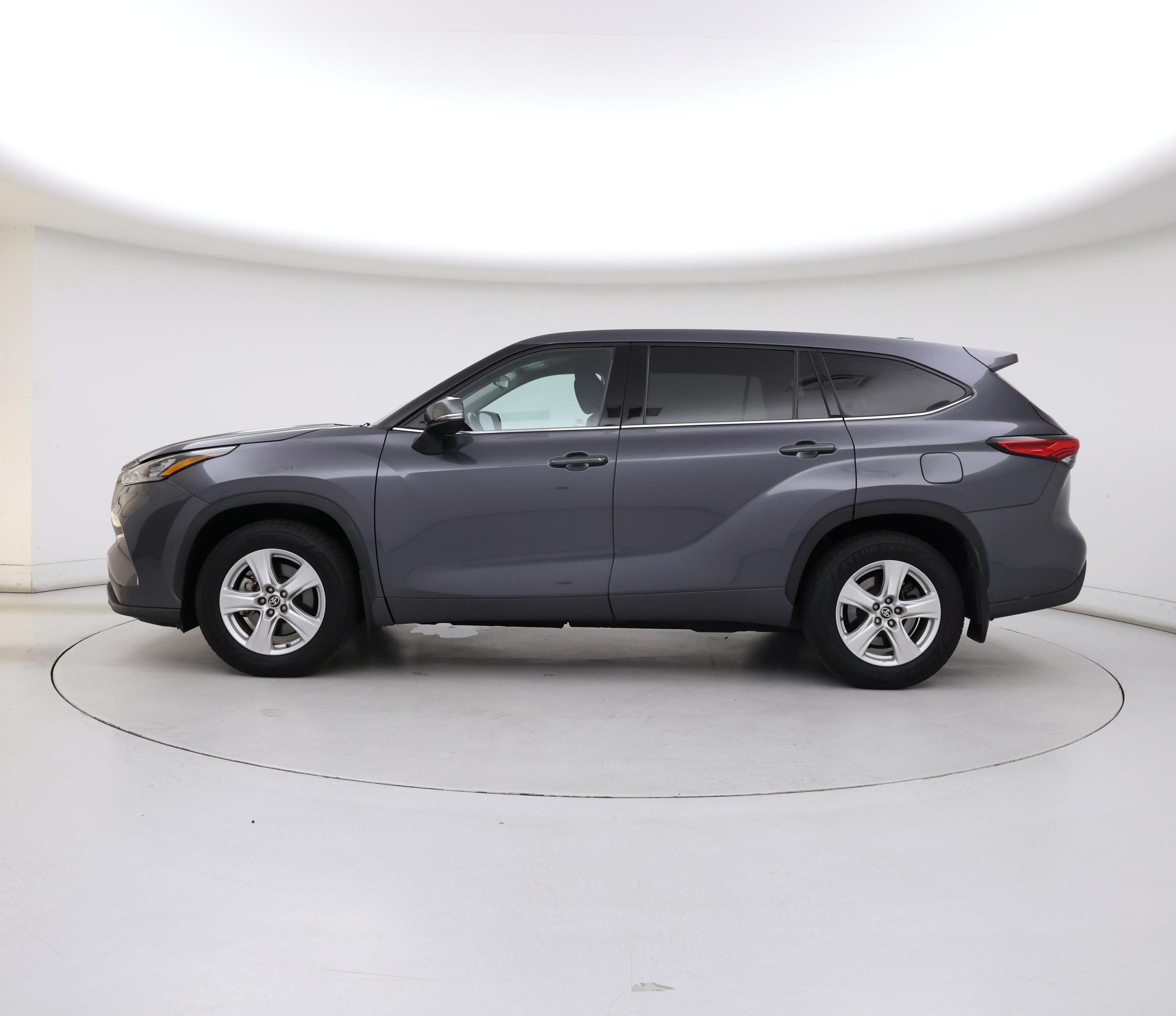 Thumbnail: 2020 Toyota Highlander - 3