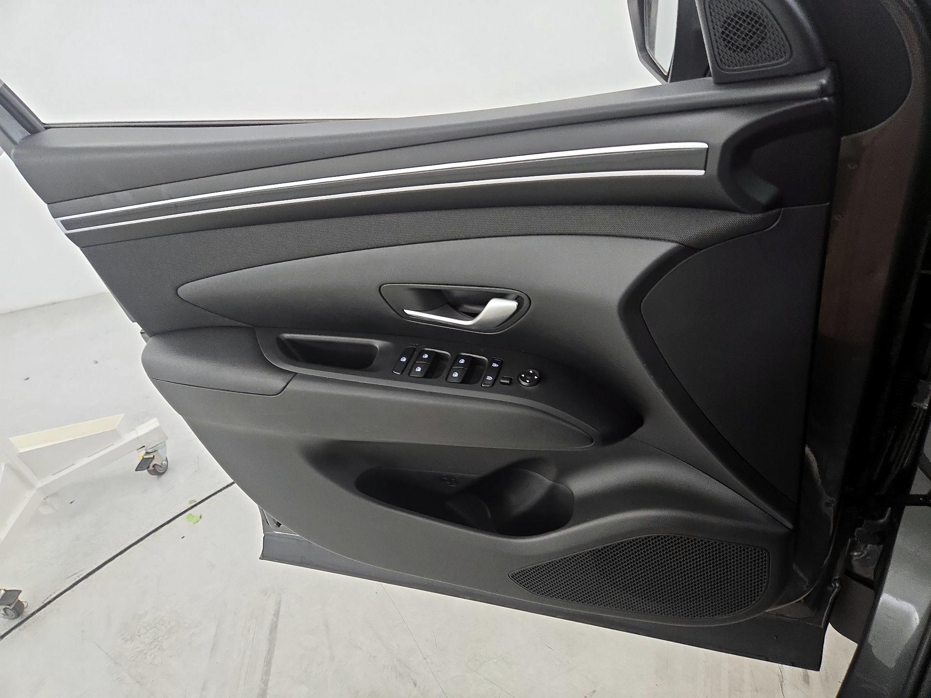 Thumbnail: 2023 Hyundai Tucson - 12