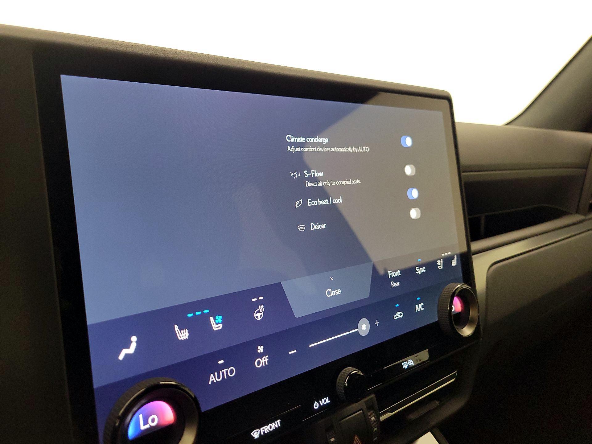 Thumbnail: 2025 Lexus GX - 16
