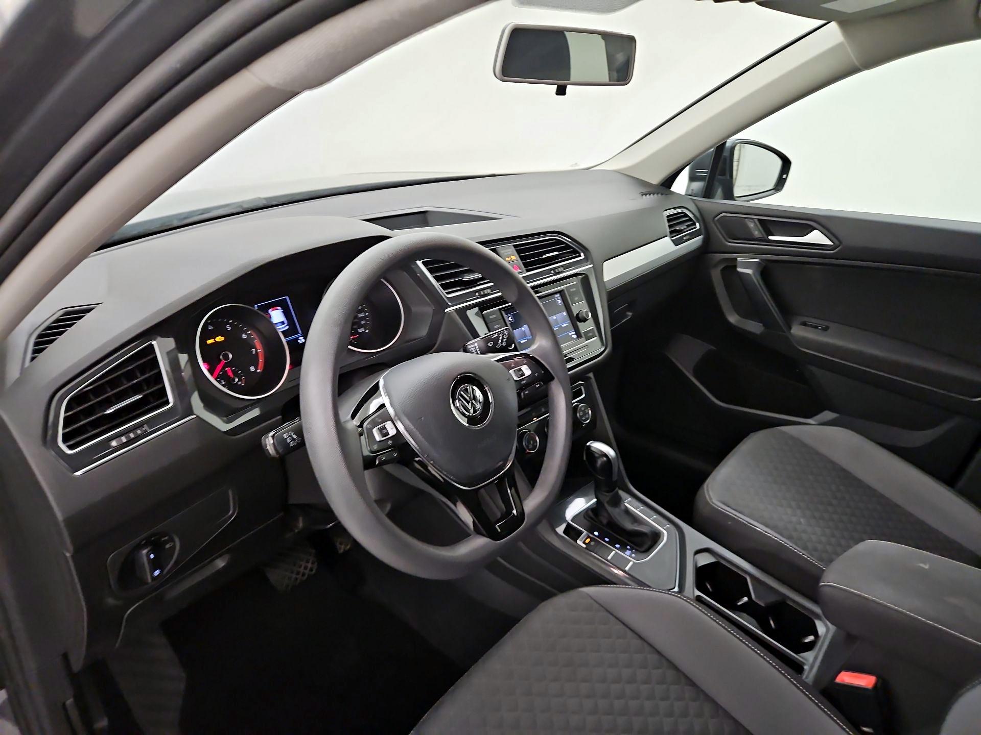 Thumbnail: 2021 Volkswagen Tiguan - 9