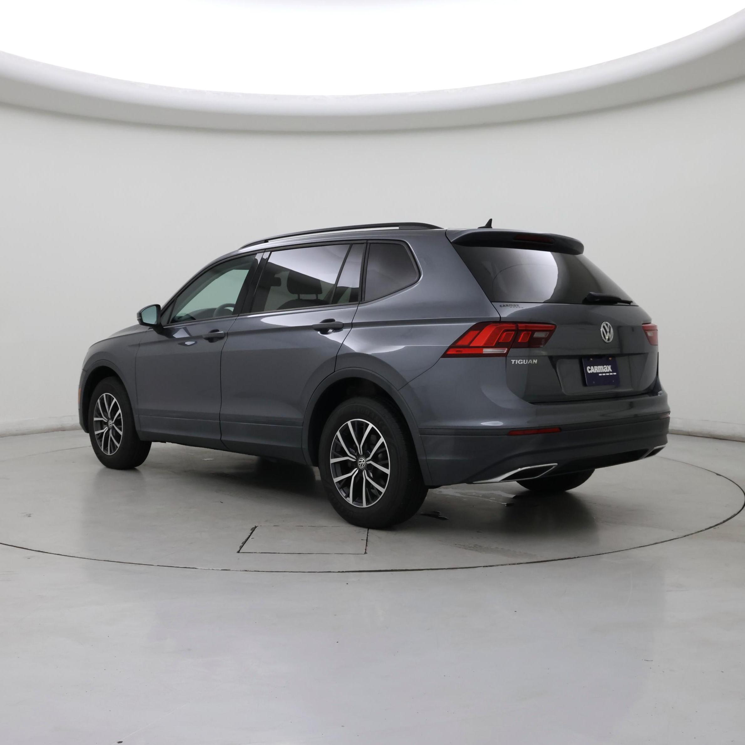 Thumbnail: 2021 Volkswagen Tiguan - 2