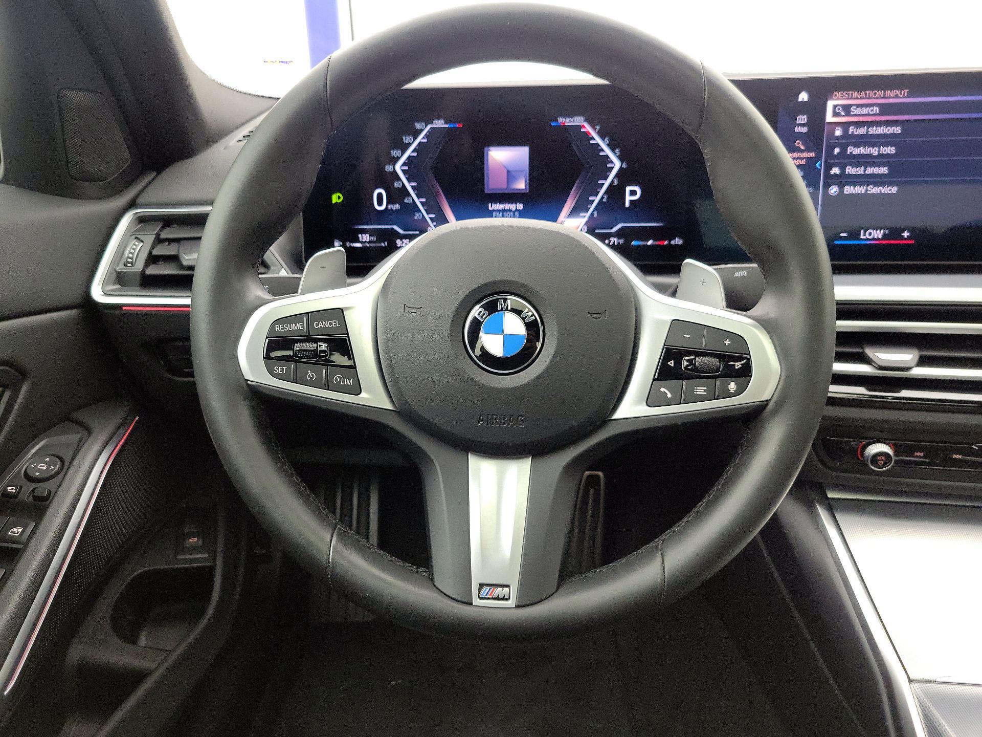 Thumbnail: 2024 BMW 3 Series - 10