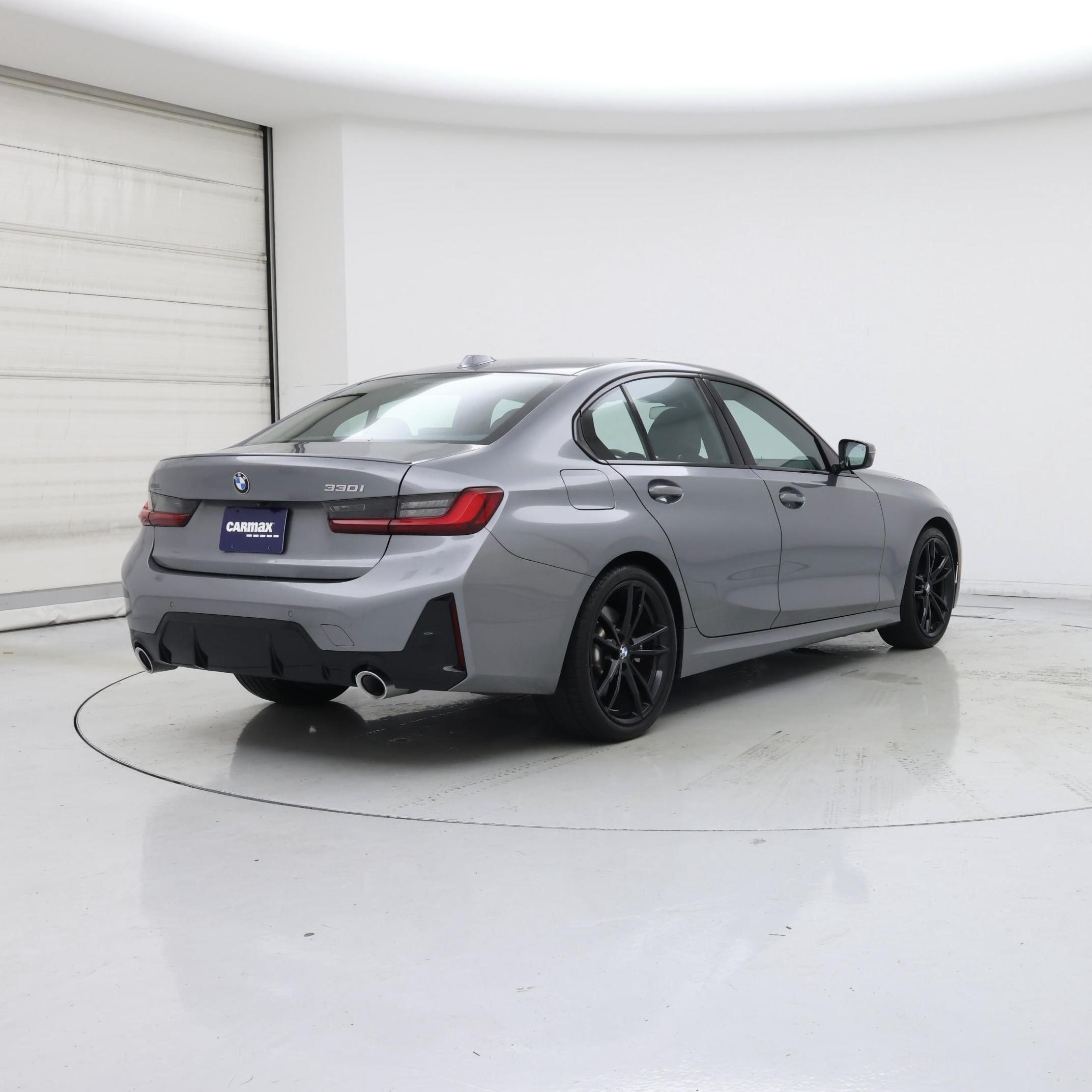 Thumbnail: 2024 BMW 3 Series - 8