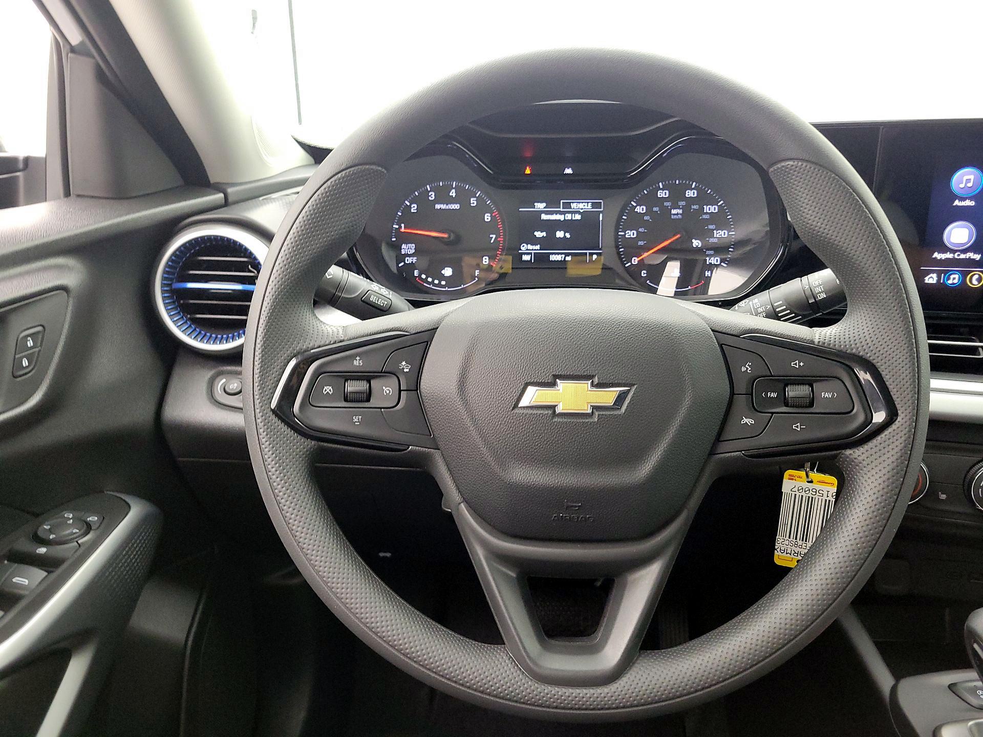 Thumbnail: 2025 Chevrolet Trax - 10