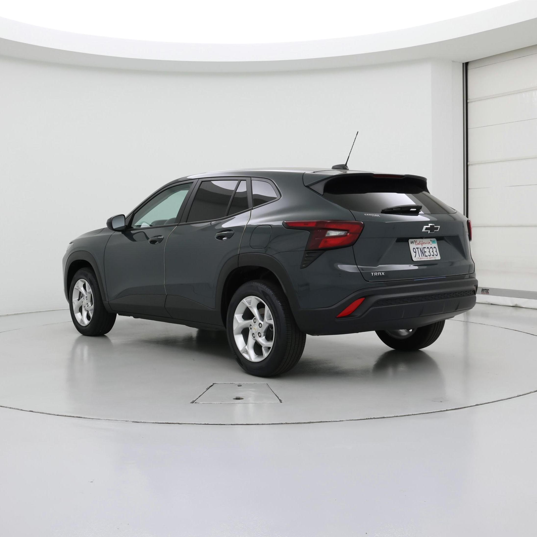 Thumbnail: 2025 Chevrolet Trax - 2