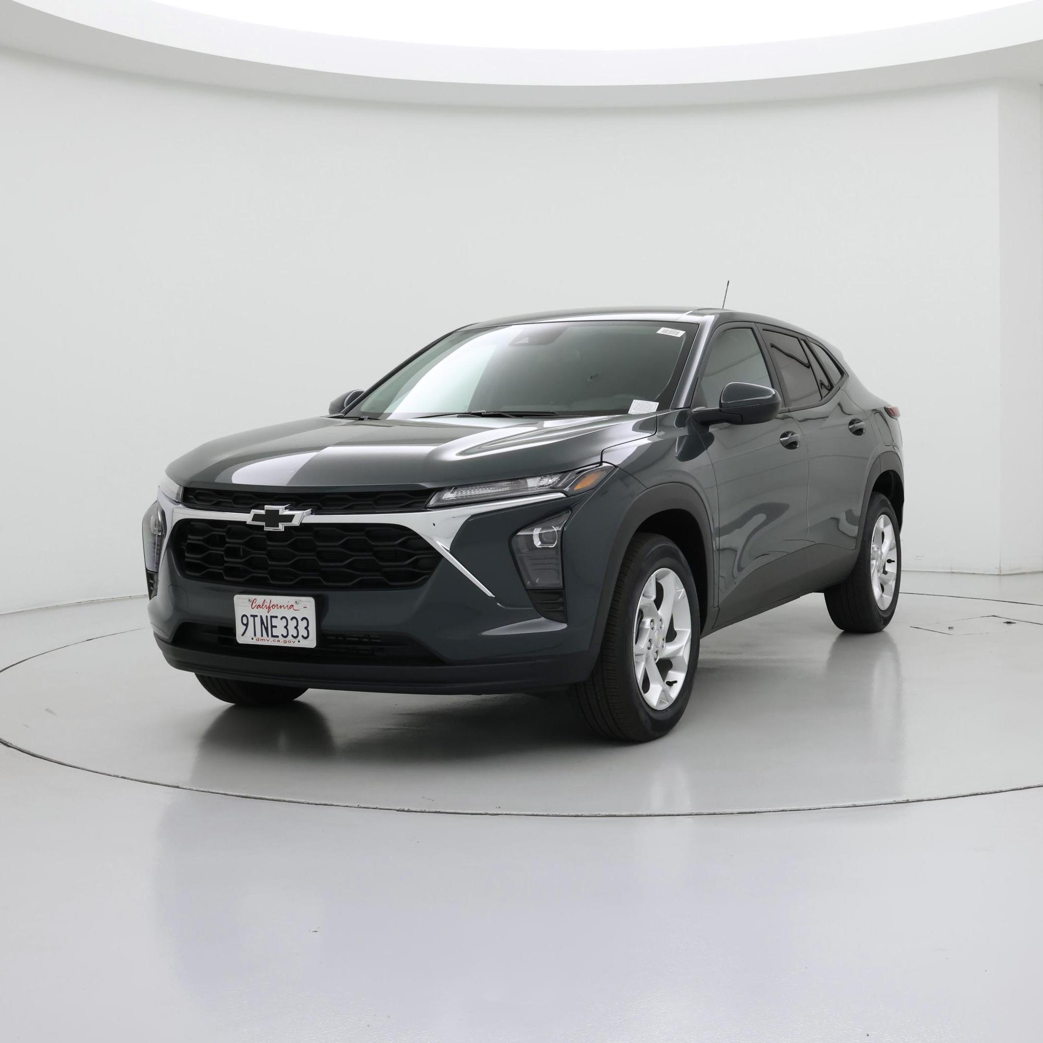 Thumbnail: 2025 Chevrolet Trax - 4