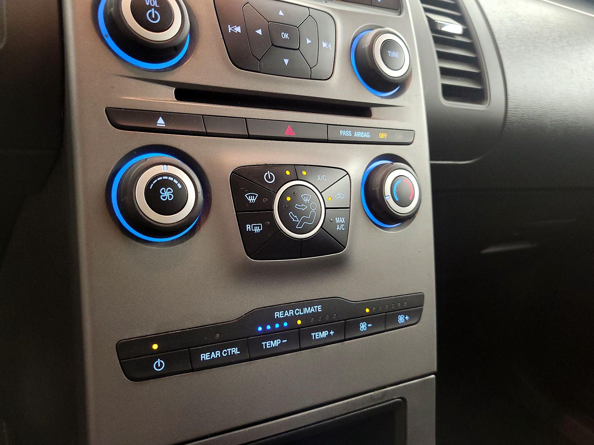 Thumbnail: 2014 Ford Flex - 15
