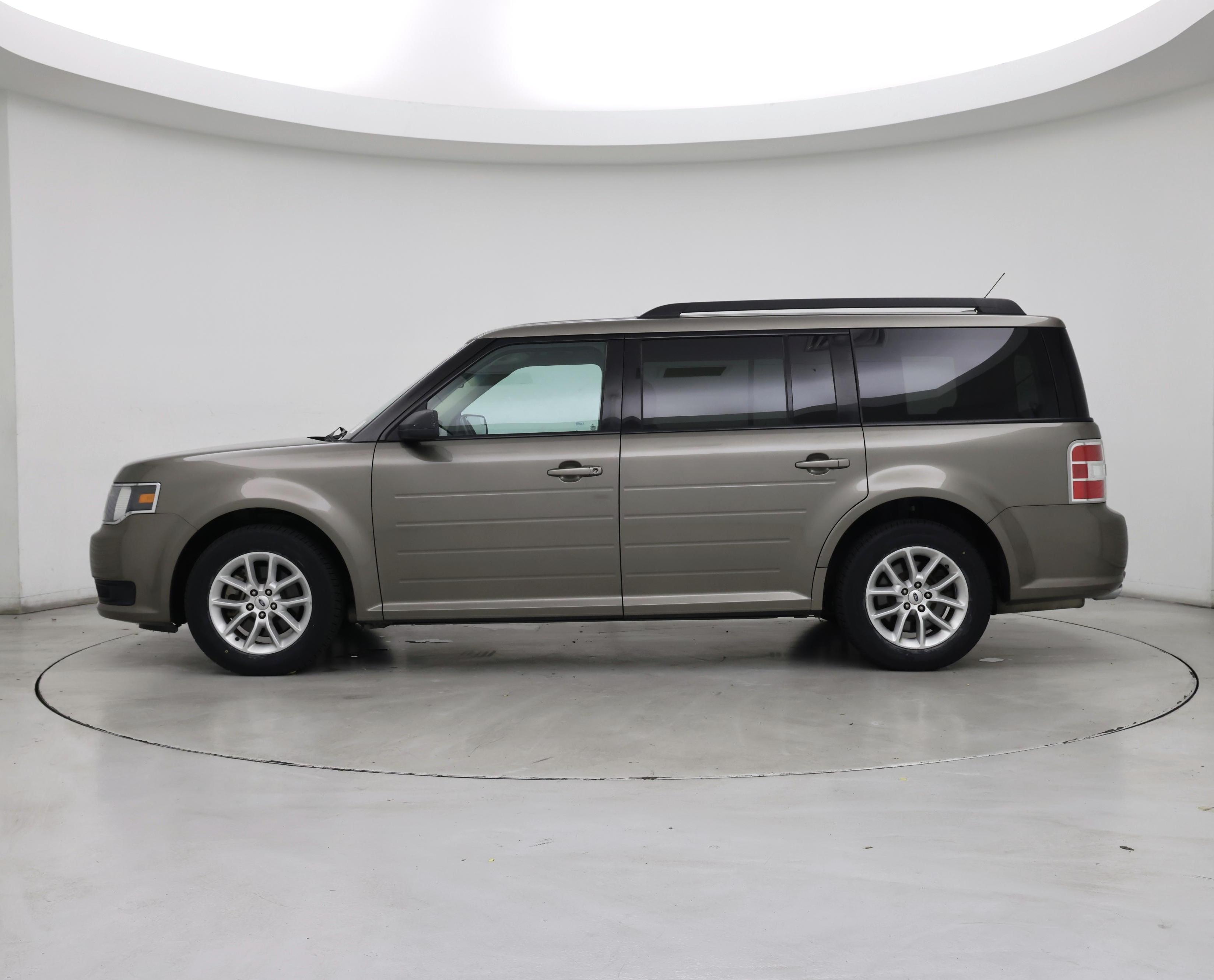 Thumbnail: 2014 Ford Flex - 3