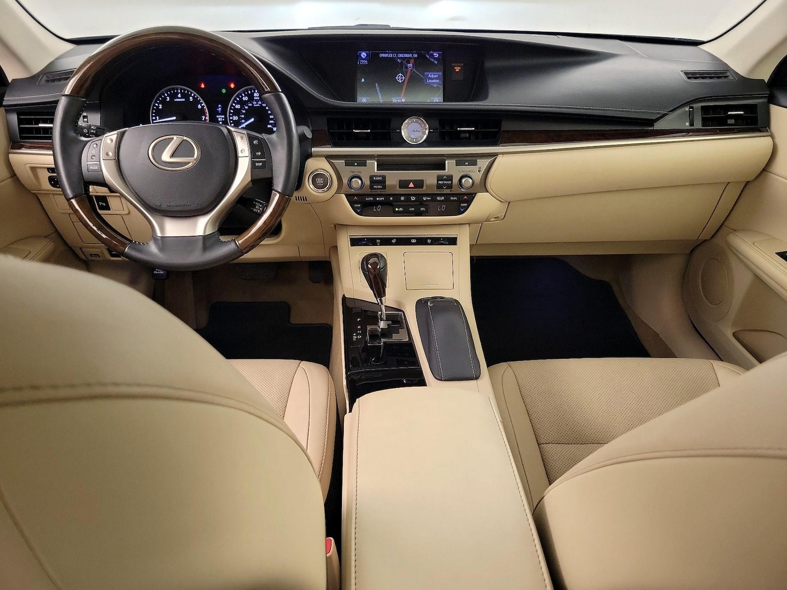 2014 Lexus ES 350 - Photo 8
