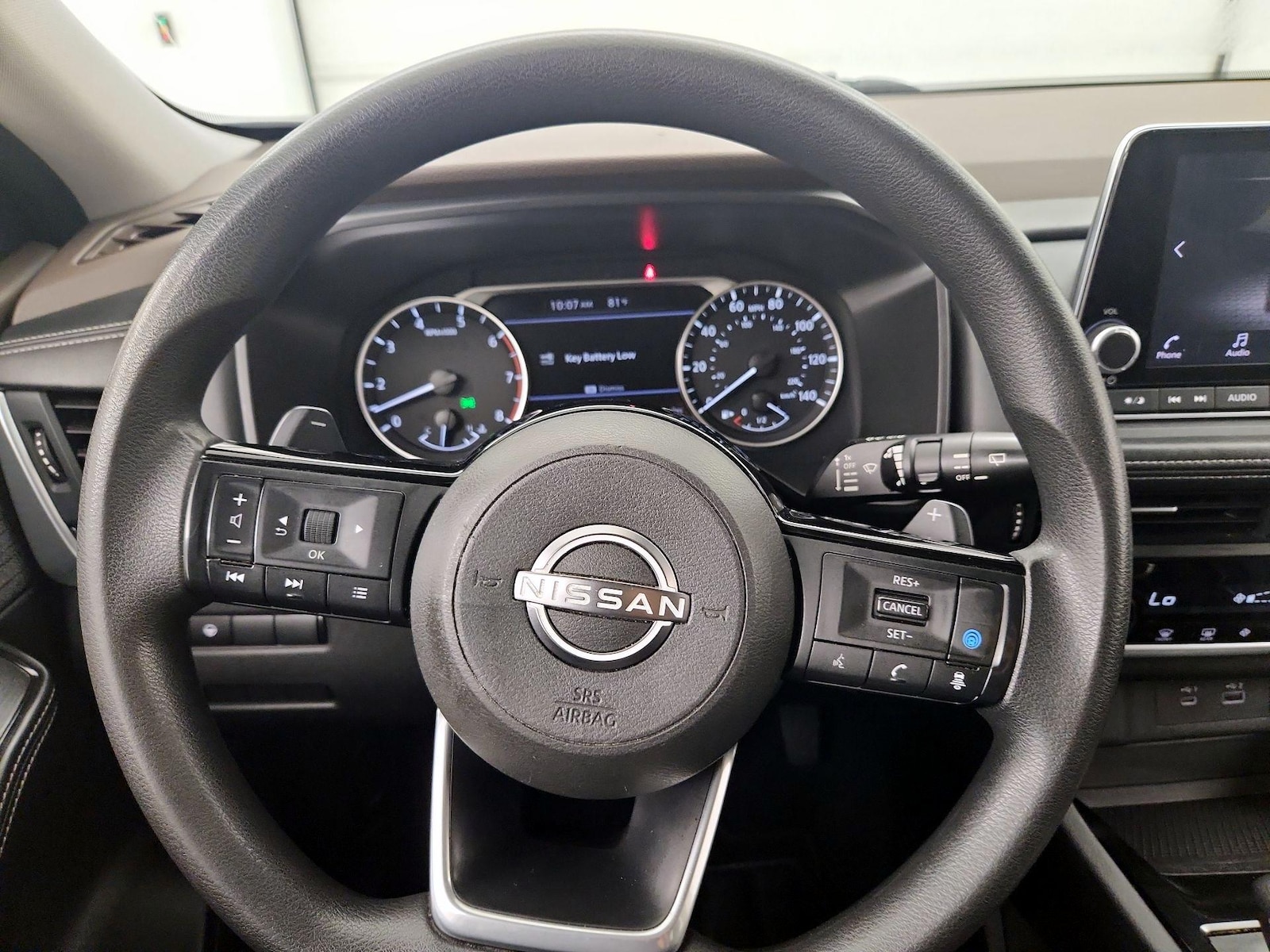 2023 Nissan Rogue SV - Photo 11