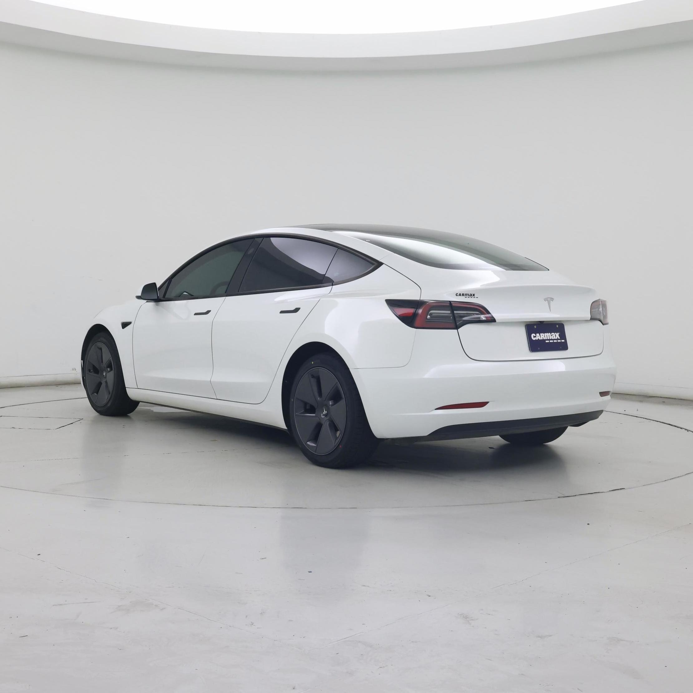 Thumbnail: 2023 Tesla Model 3 - 2