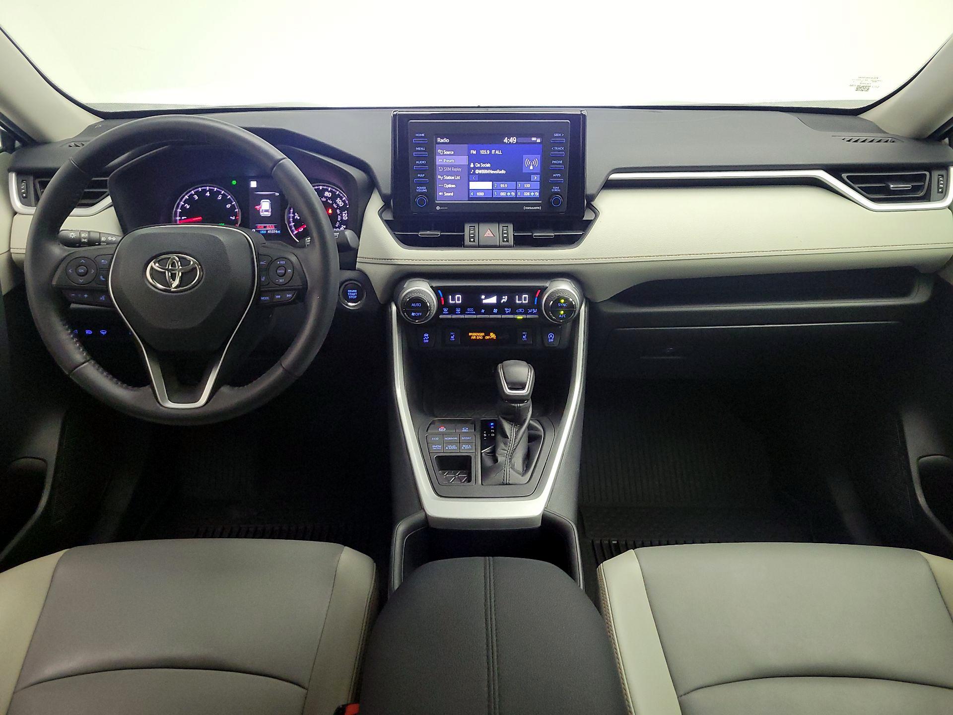 Thumbnail: 2022 Toyota RAV4 - 9