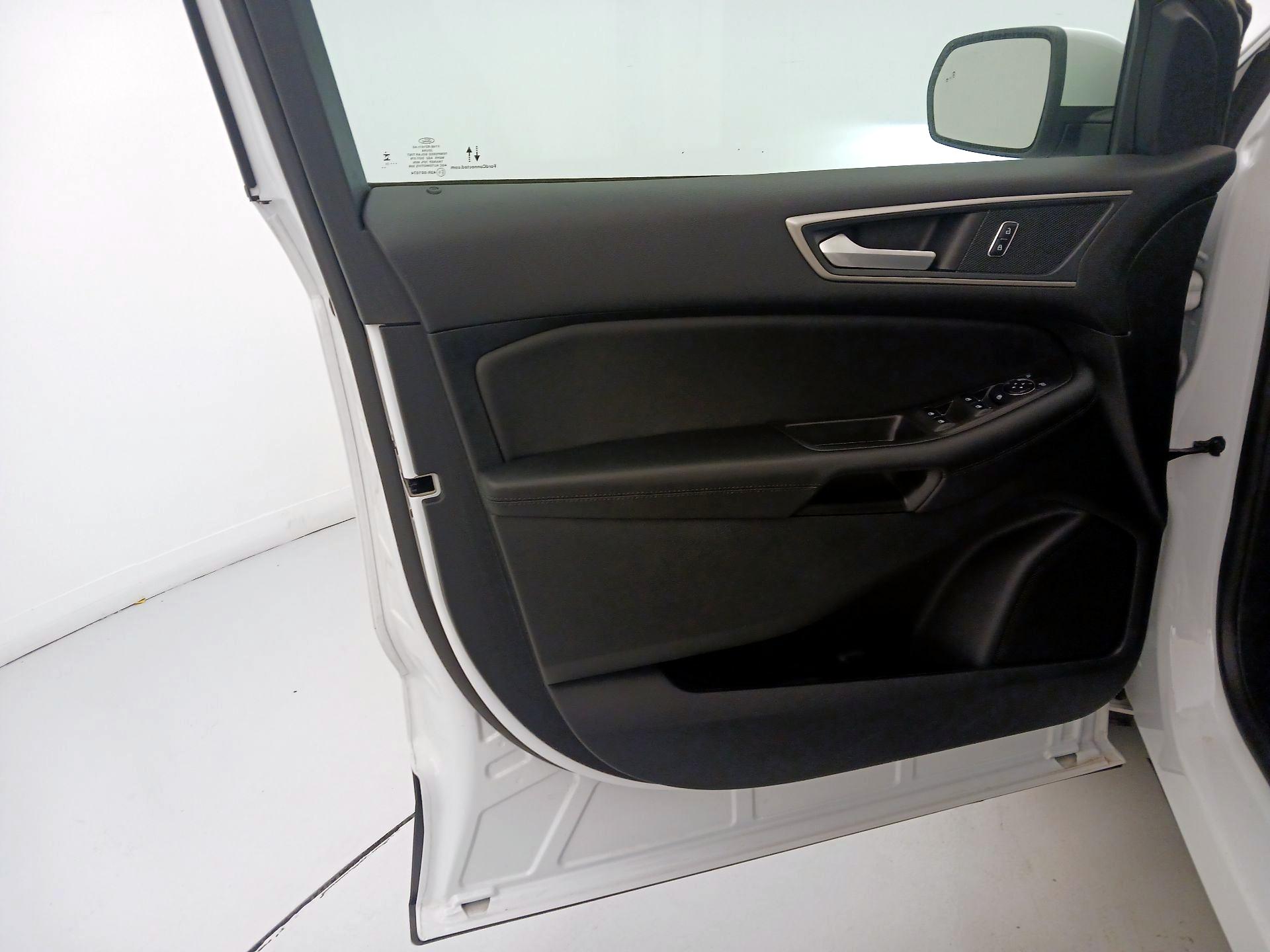 Thumbnail: 2023 Ford Edge - 12